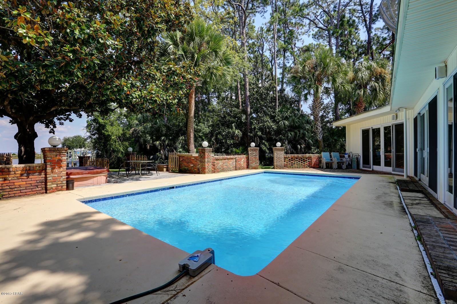 Woodlawn Unit 2 - Residential