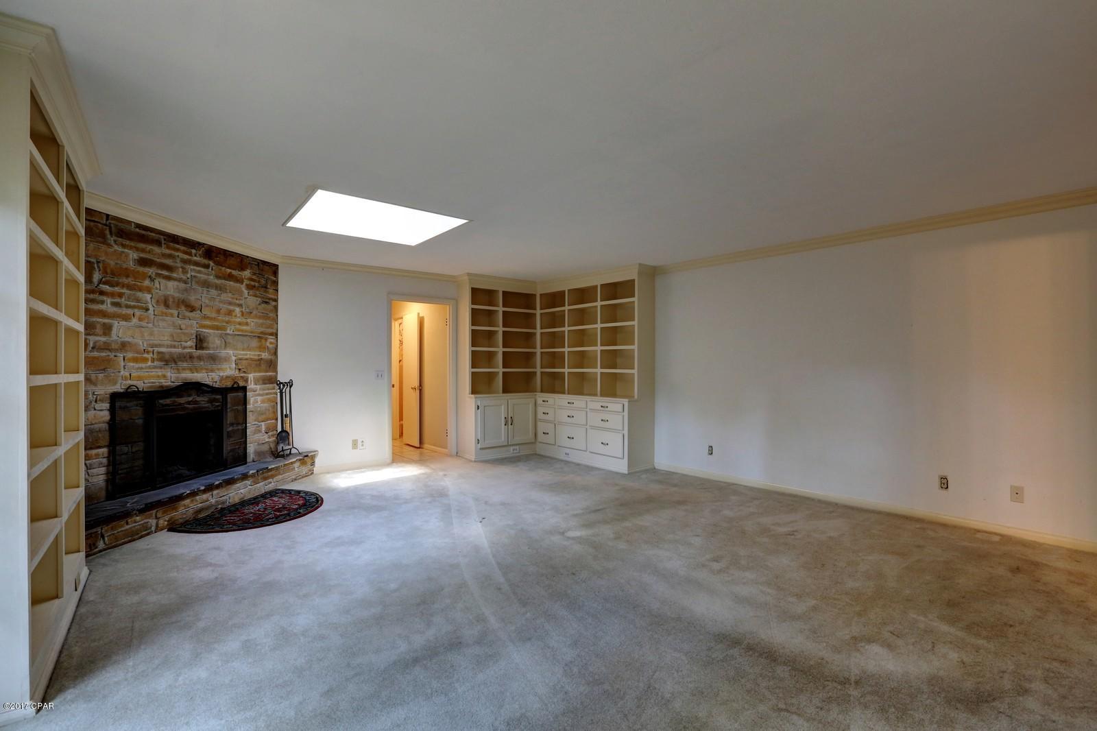 Woodlawn Unit 2 - Residential