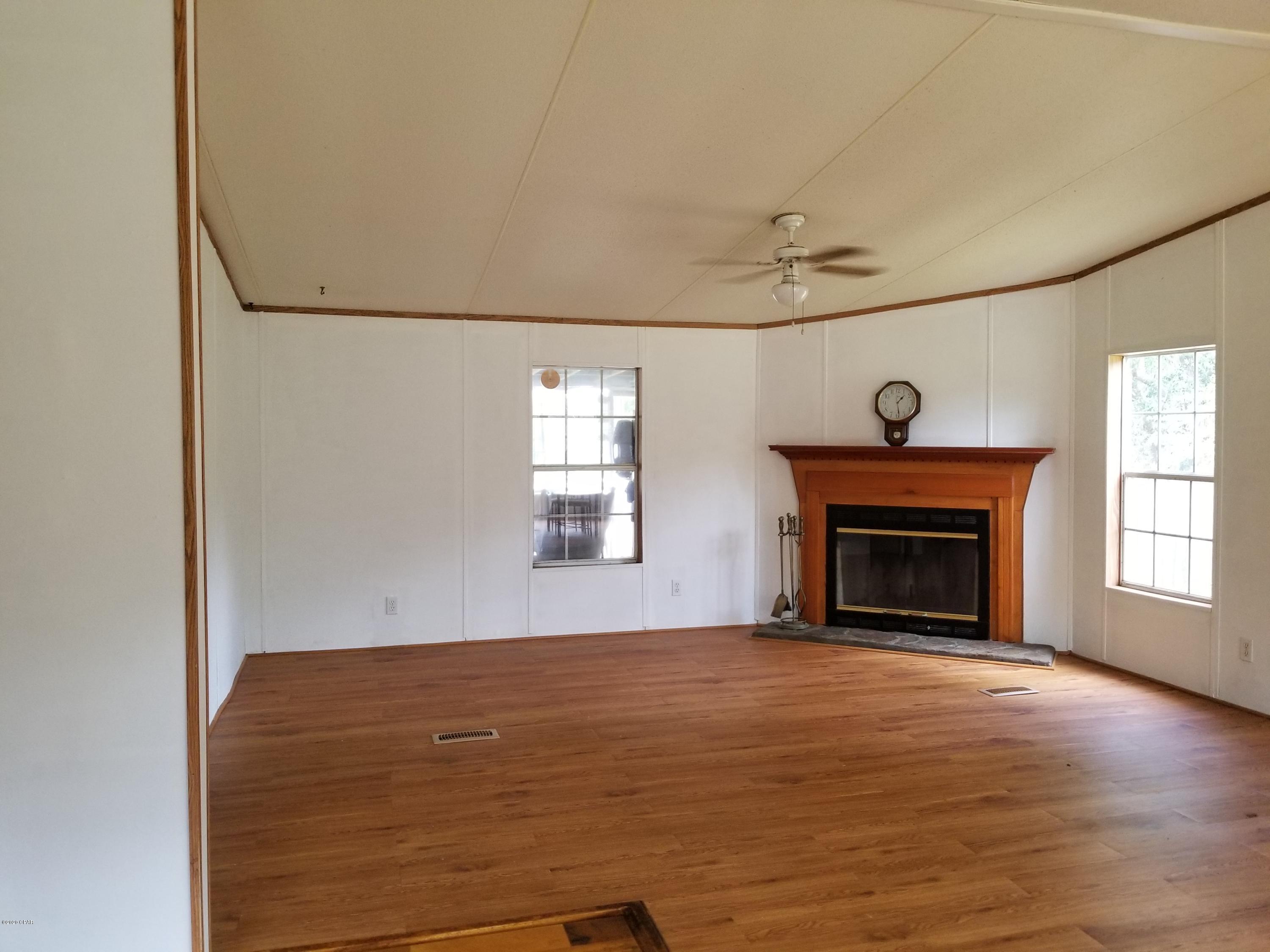 Leisure Lakes - Residential