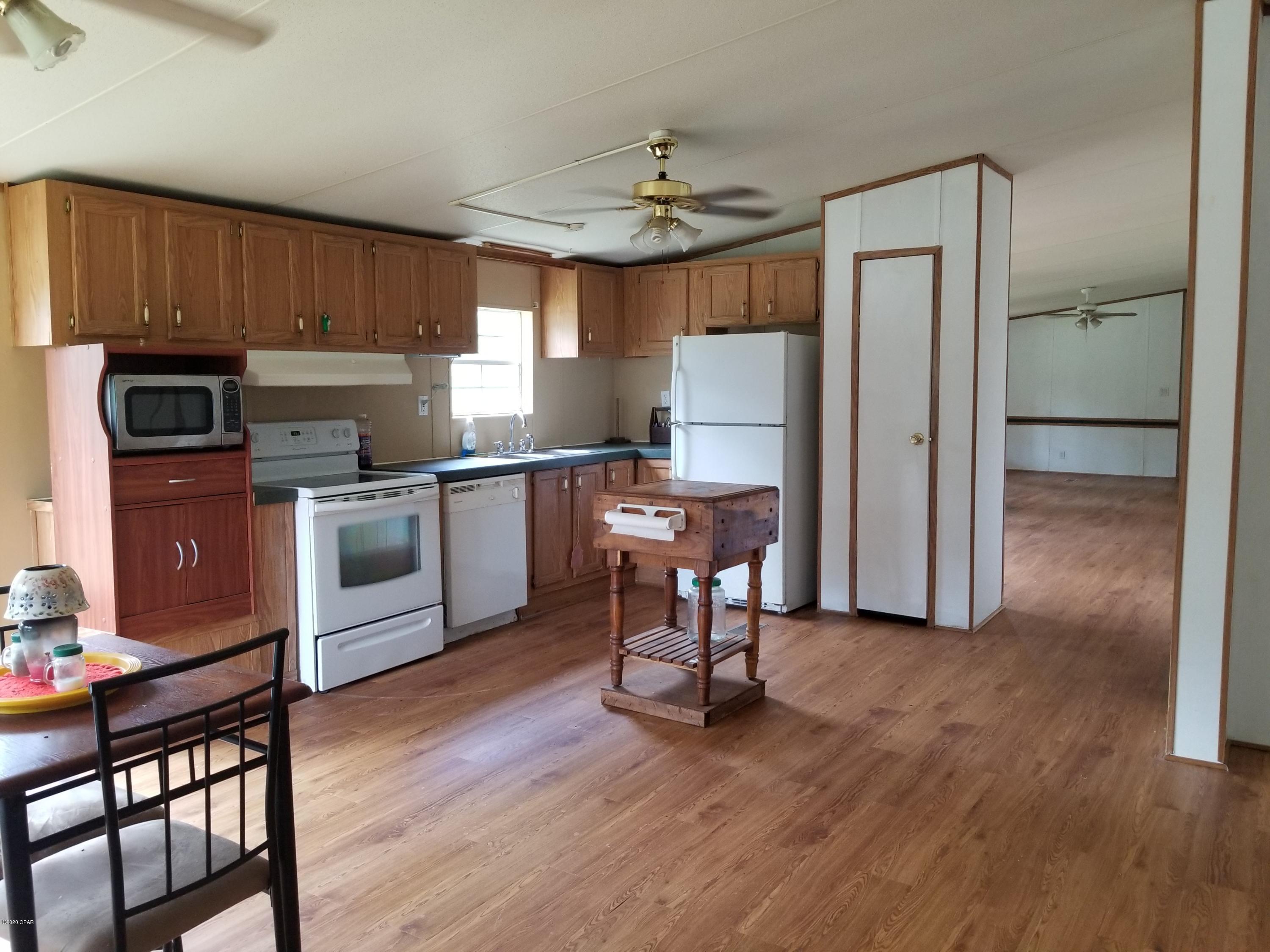 Leisure Lakes - Residential