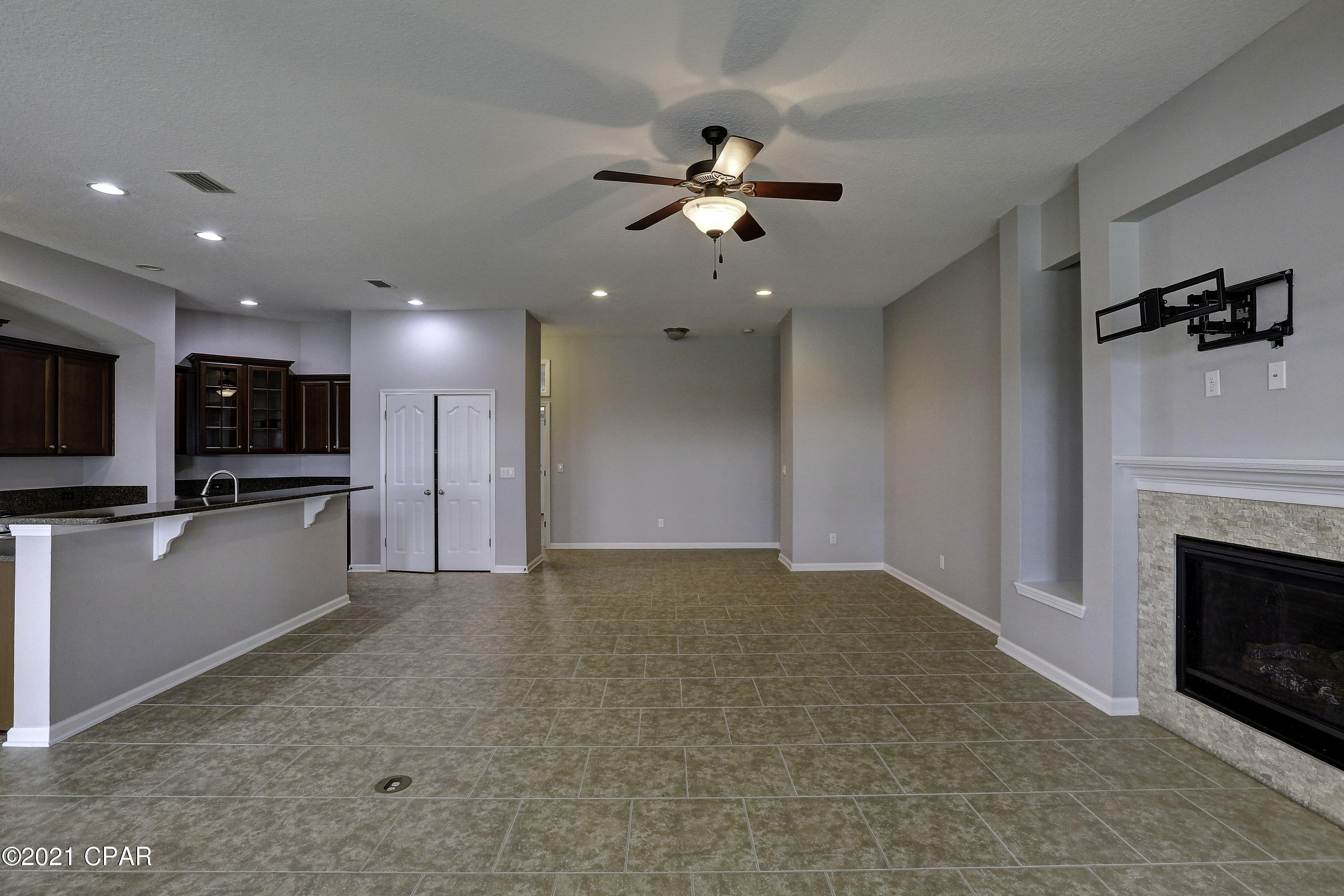 Hawks Landing - Residential