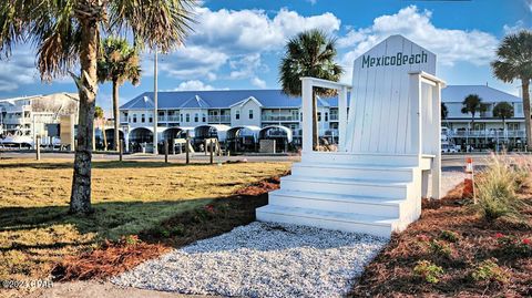 A home in Mexico Beach