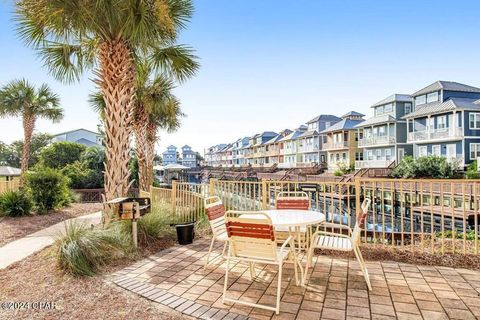 A home in Mexico Beach