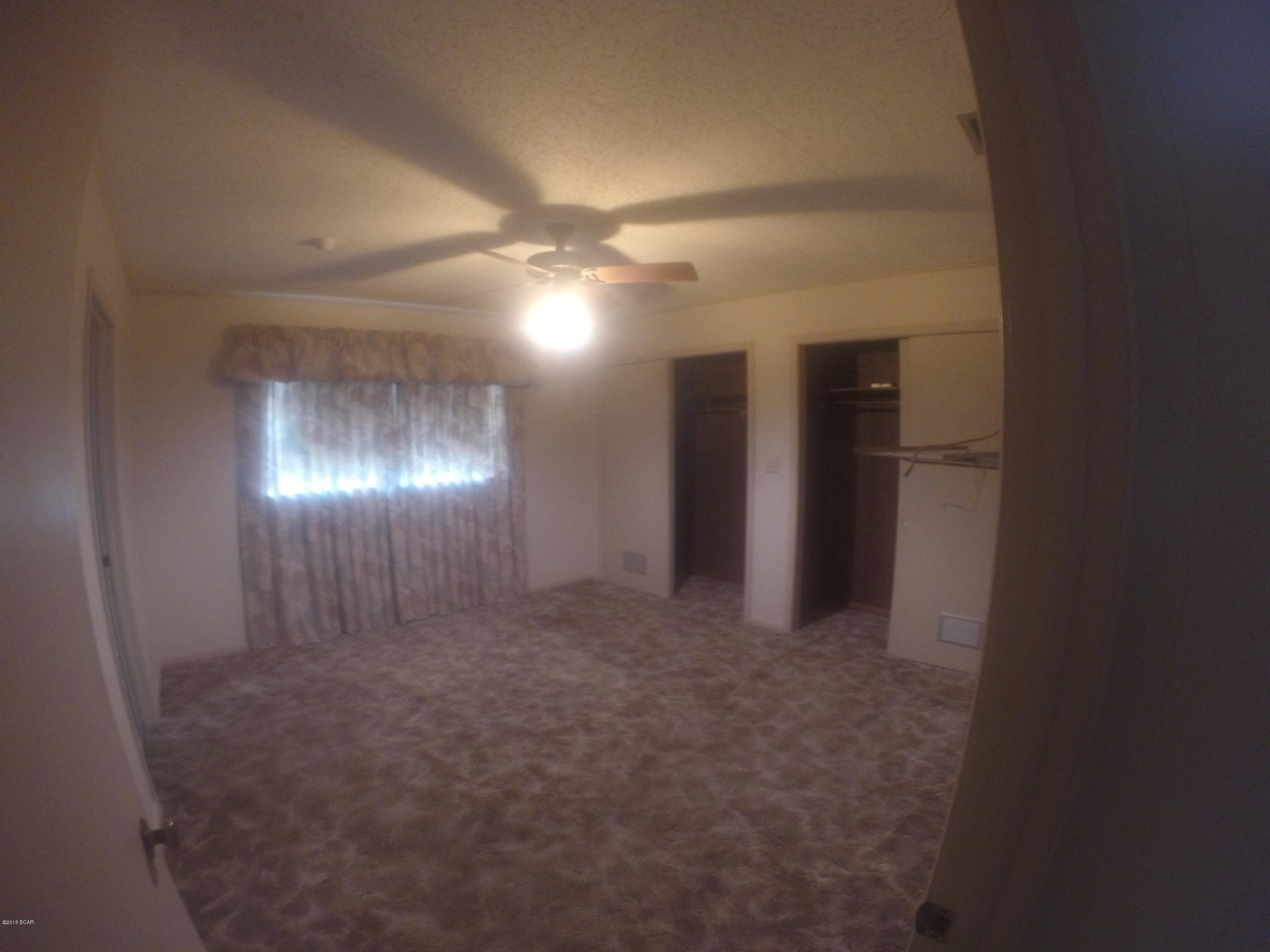 Shopes, H.D. Blk 2 - Residential