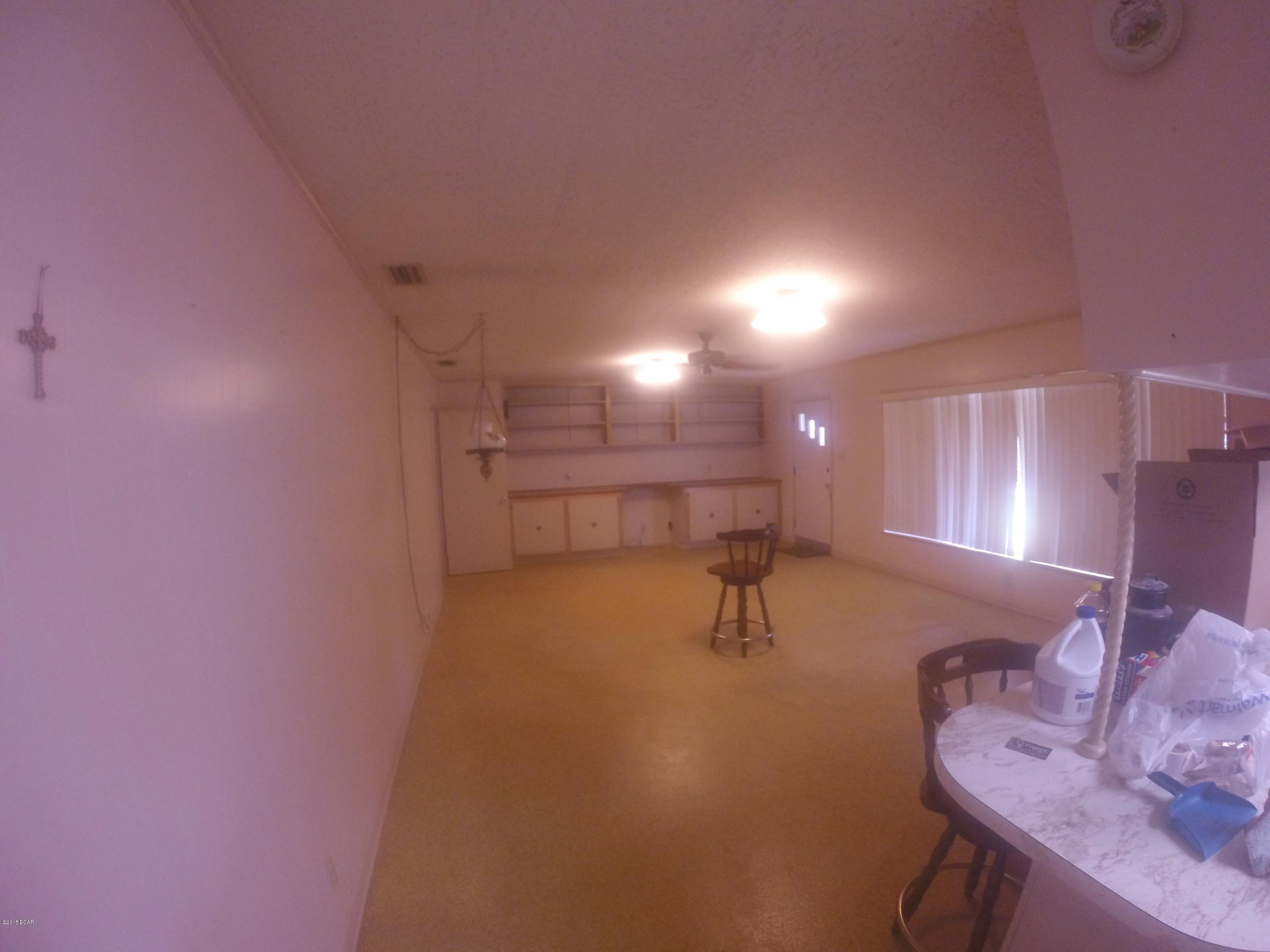 Shopes, H.D. Blk 2 - Residential