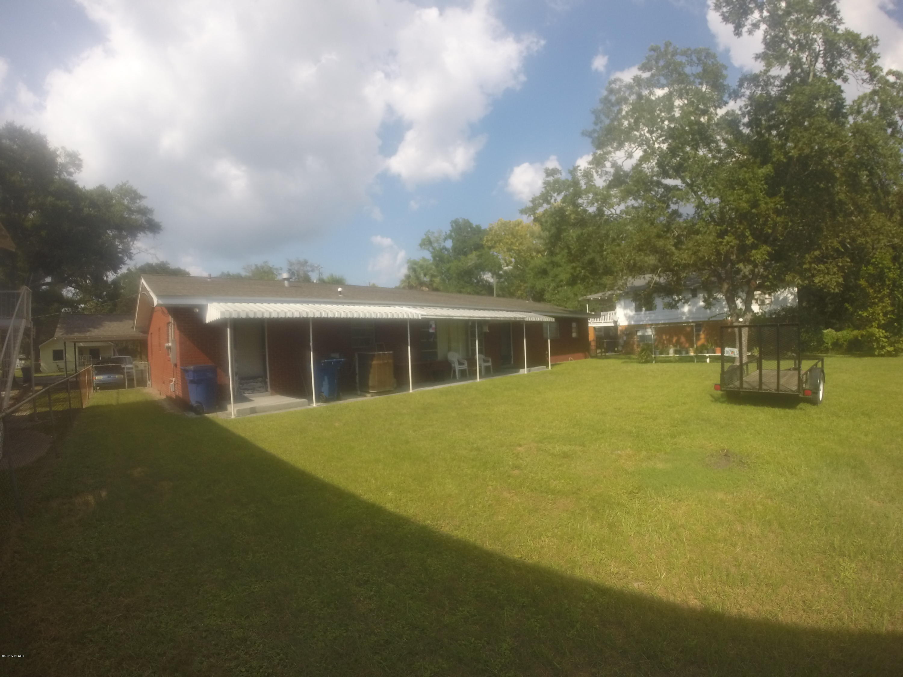 Shopes, H.D. Blk 2 - Residential