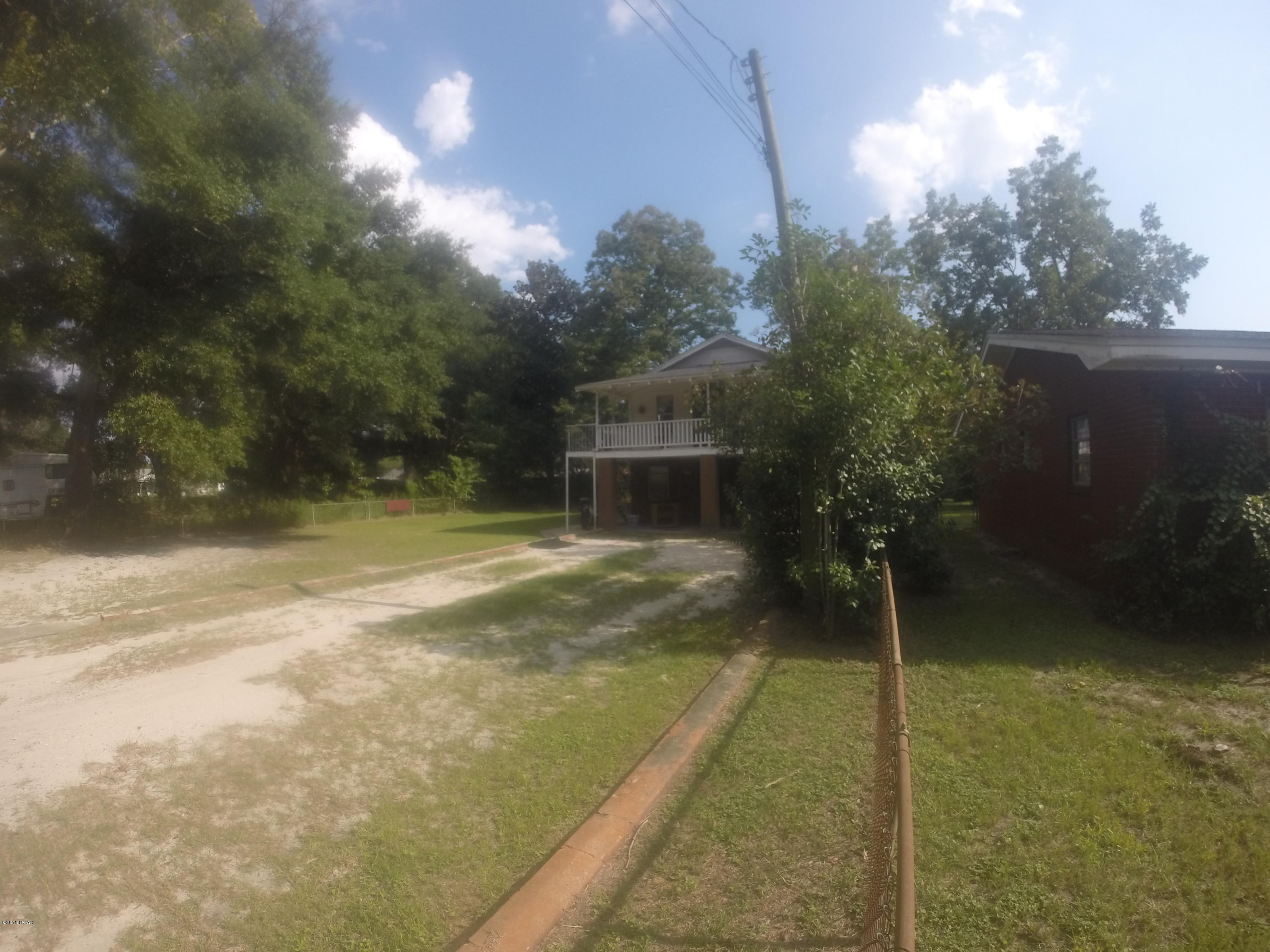 Shopes, H.D. Blk 2 - Residential