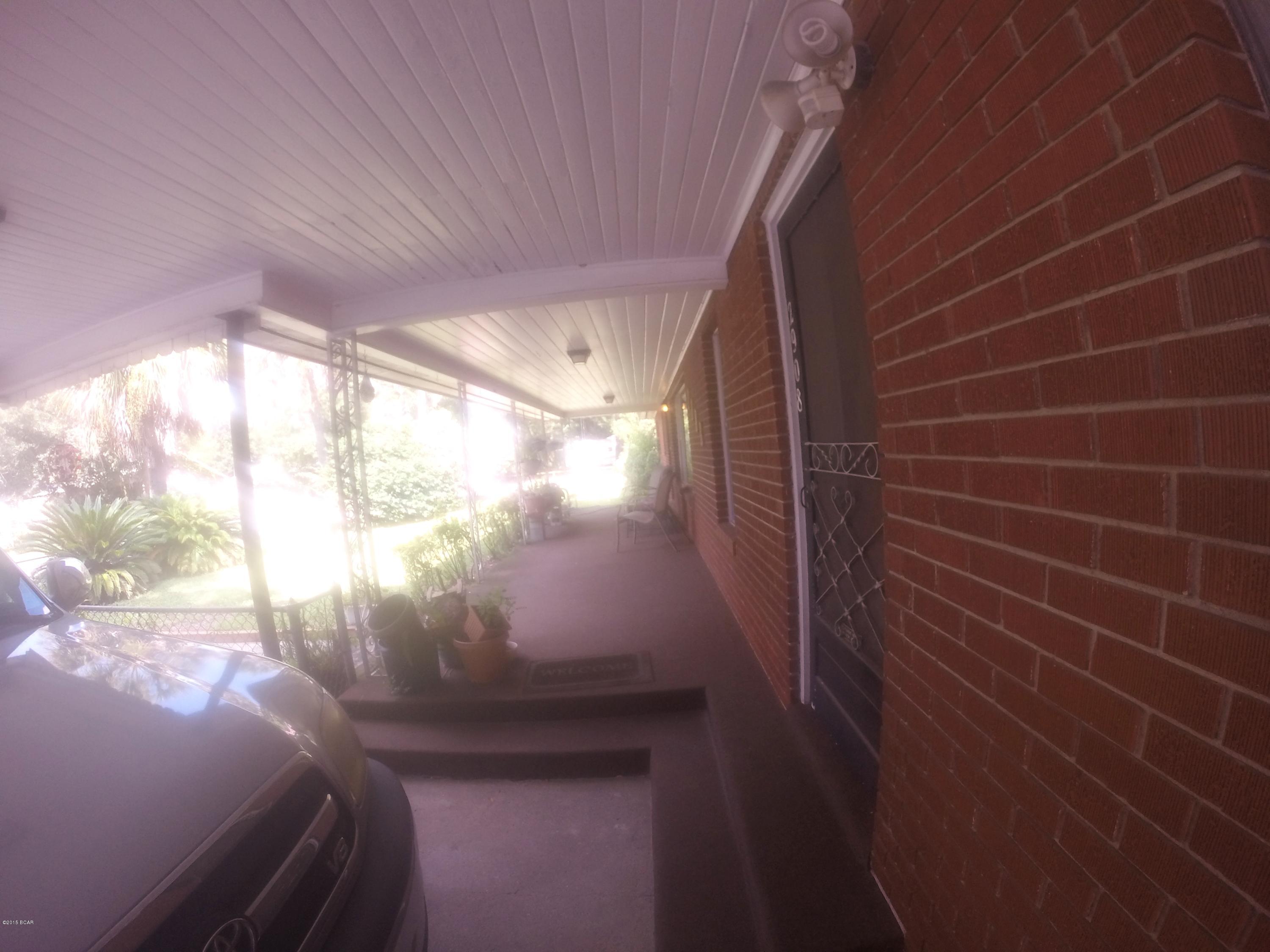 Shopes, H.D. Blk 2 - Residential