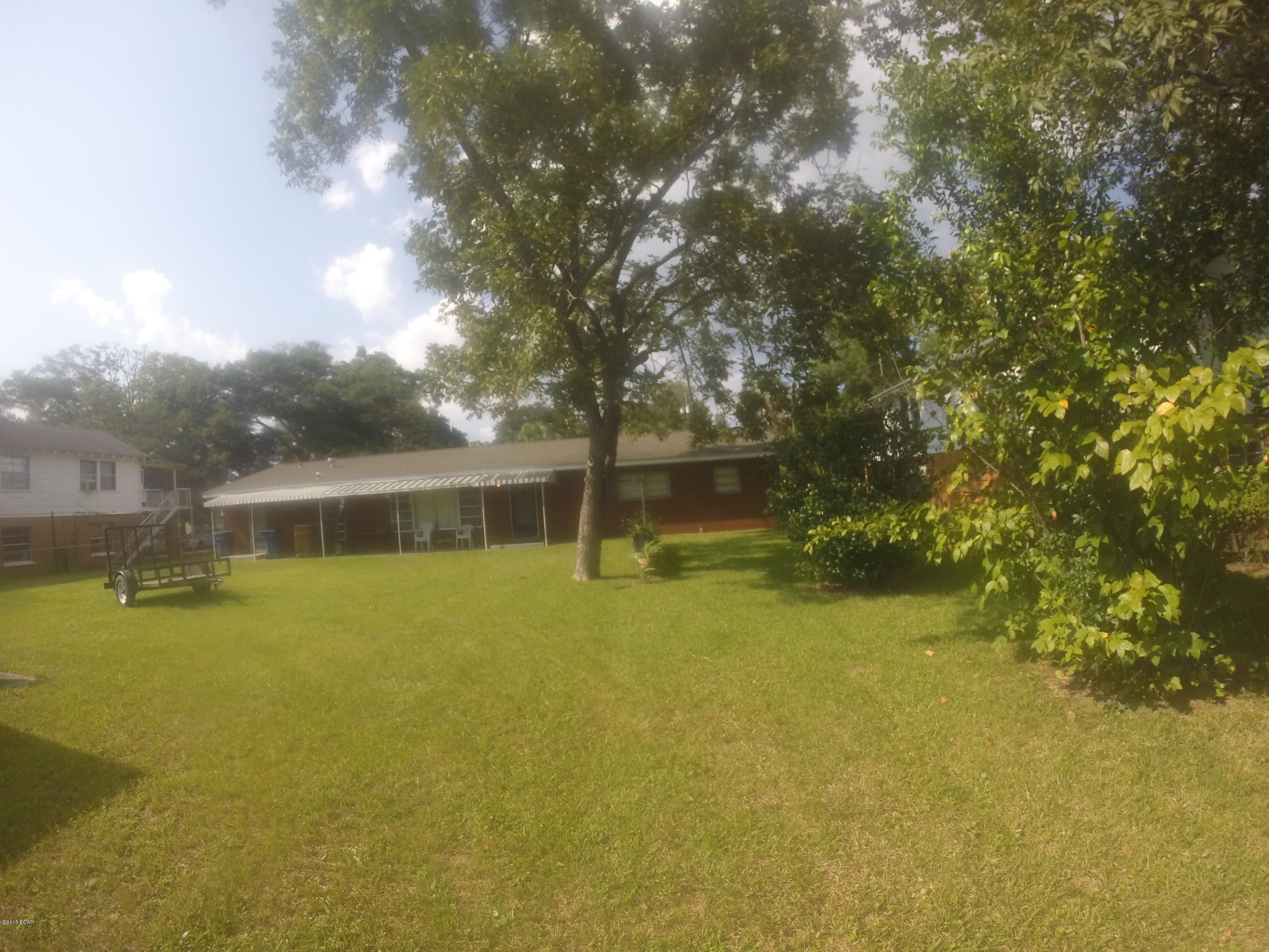 Shopes, H.D. Blk 2 - Residential