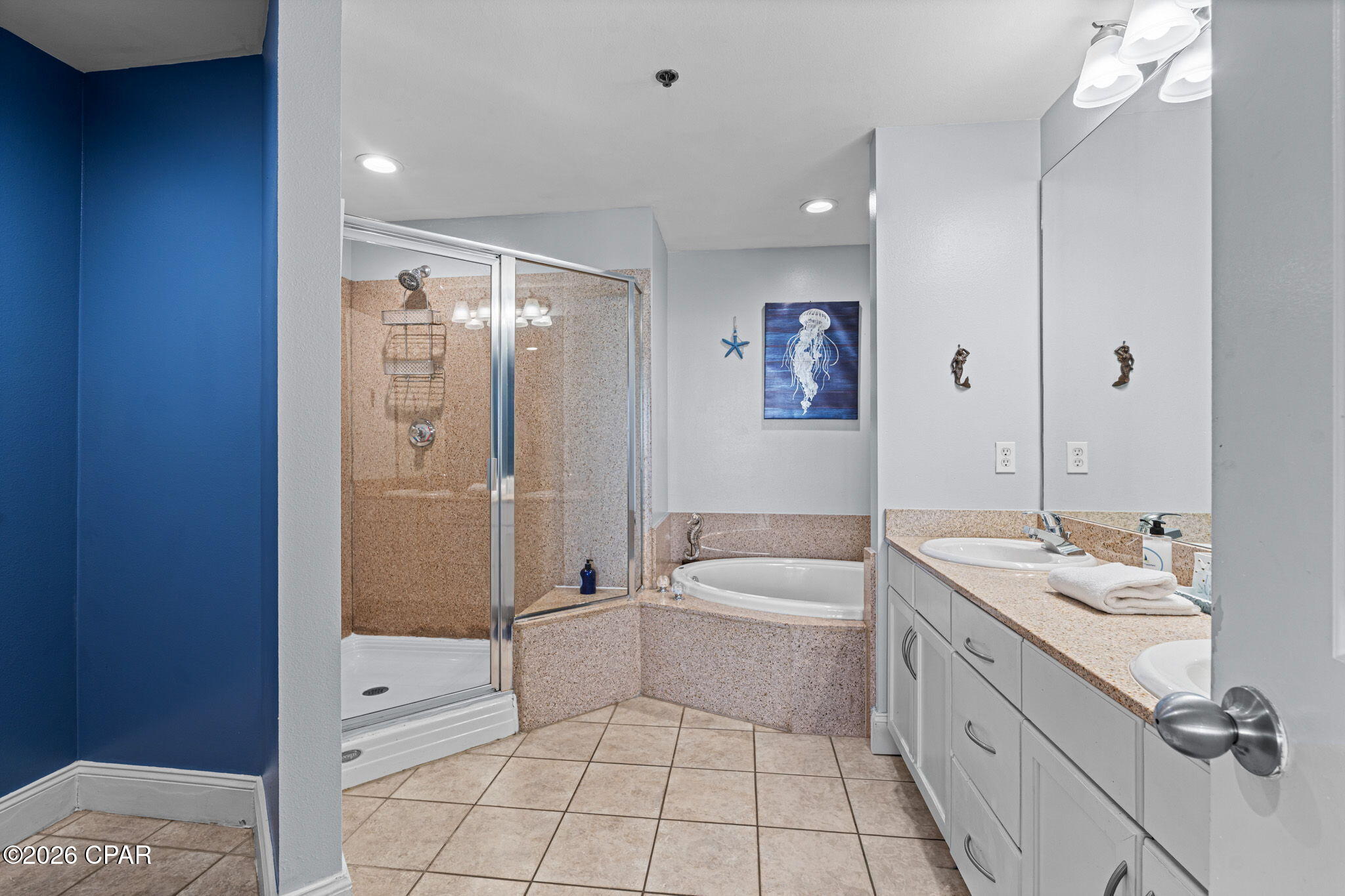 Laketown Wharf - Residential