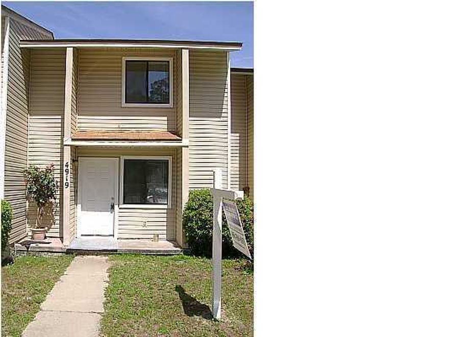 Very nice home with ceramic tile and carpet, open floor plan, breakfast bar, separate laundry room, and close to Tyndall AFB, shopping and schools.