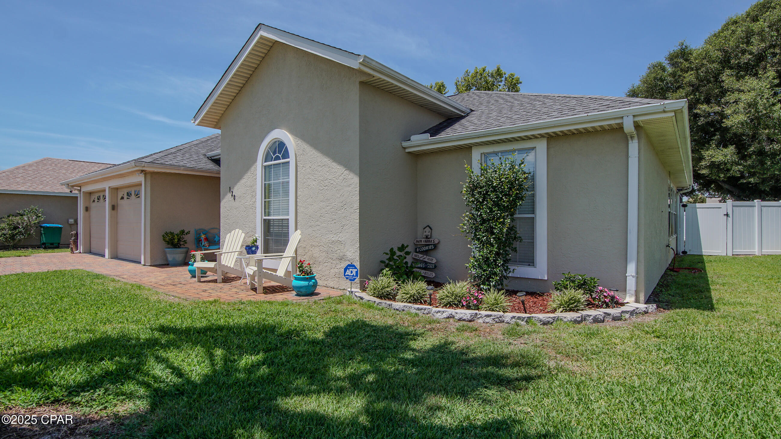 Summer Breeze - Residential