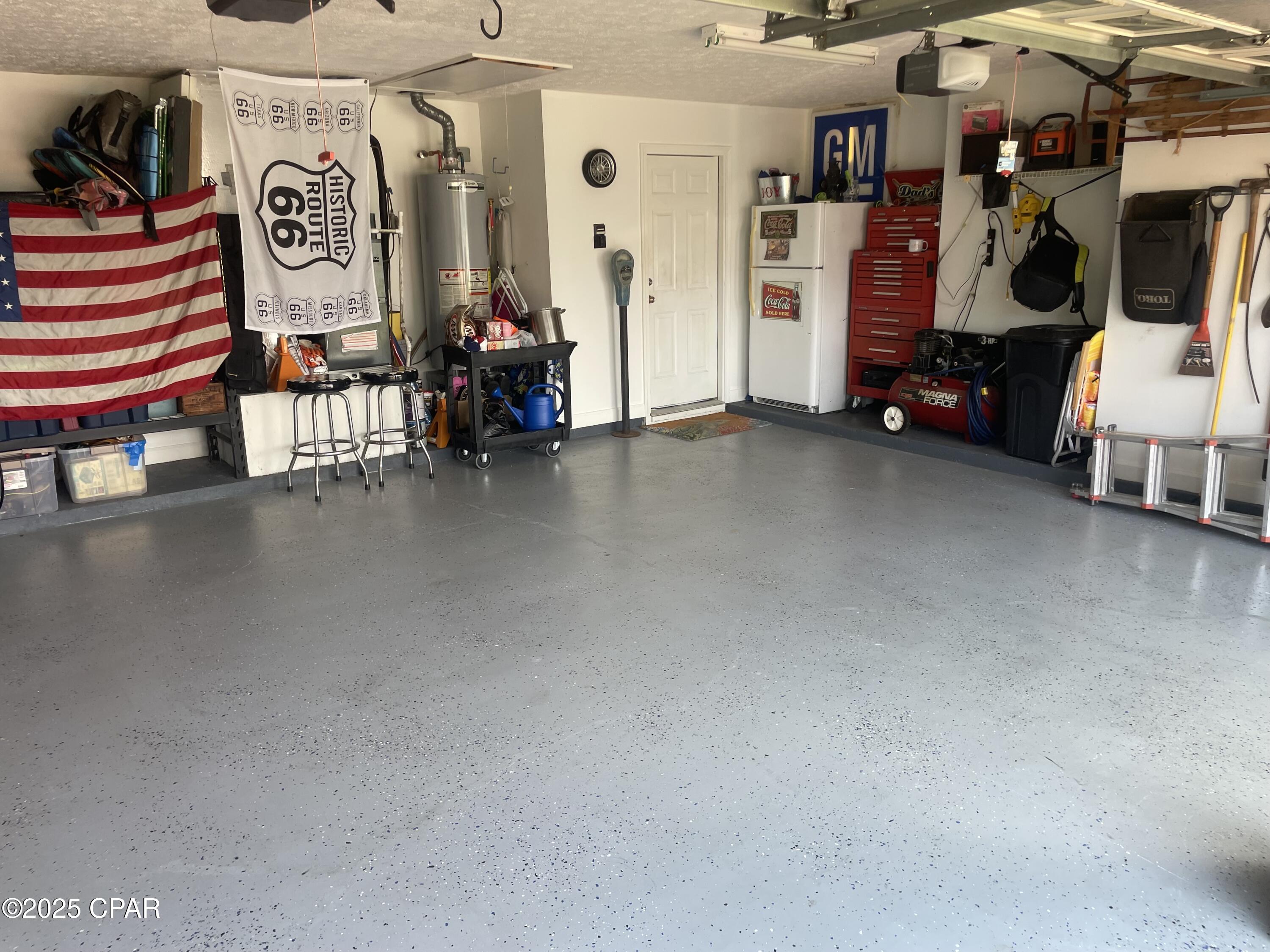 Summer Breeze - Residential