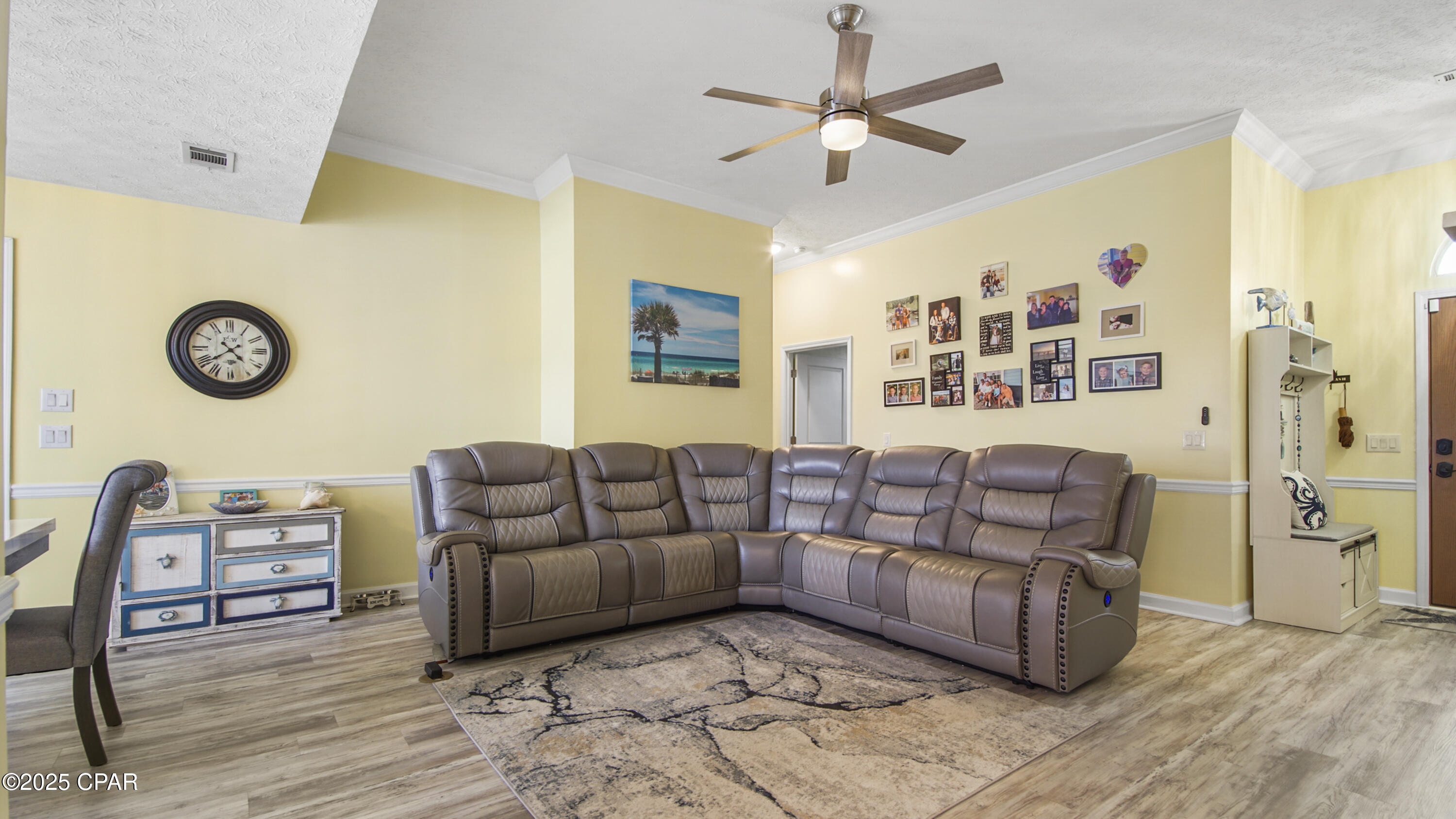 Summer Breeze - Residential