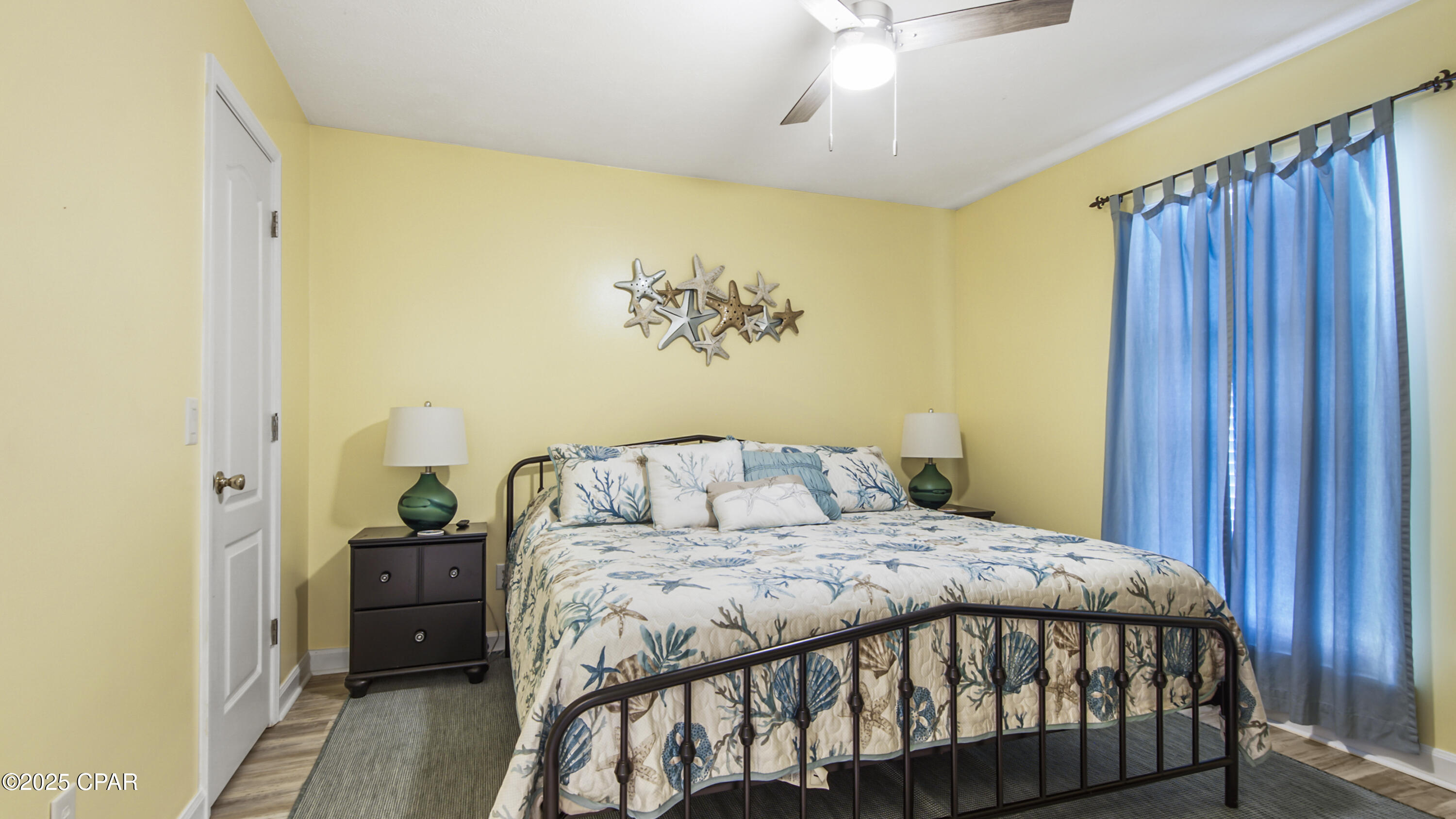 Summer Breeze - Residential