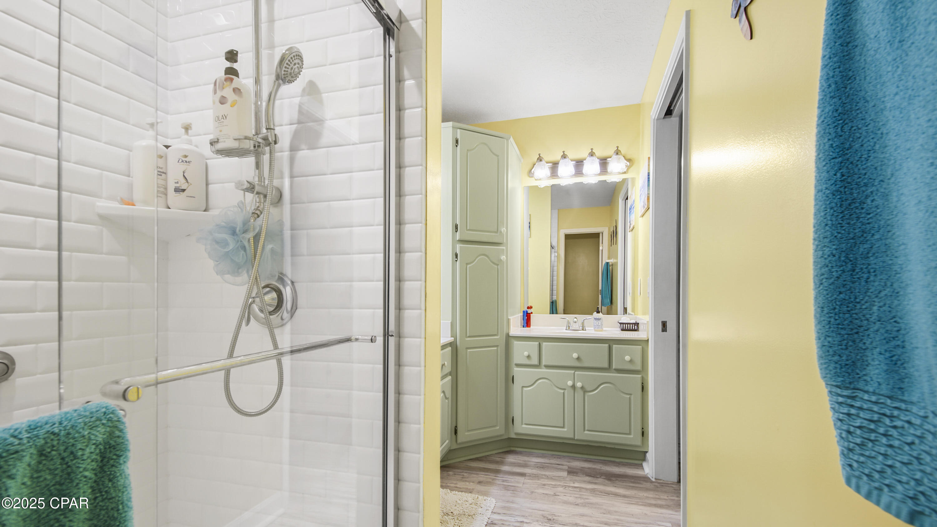 Summer Breeze - Residential