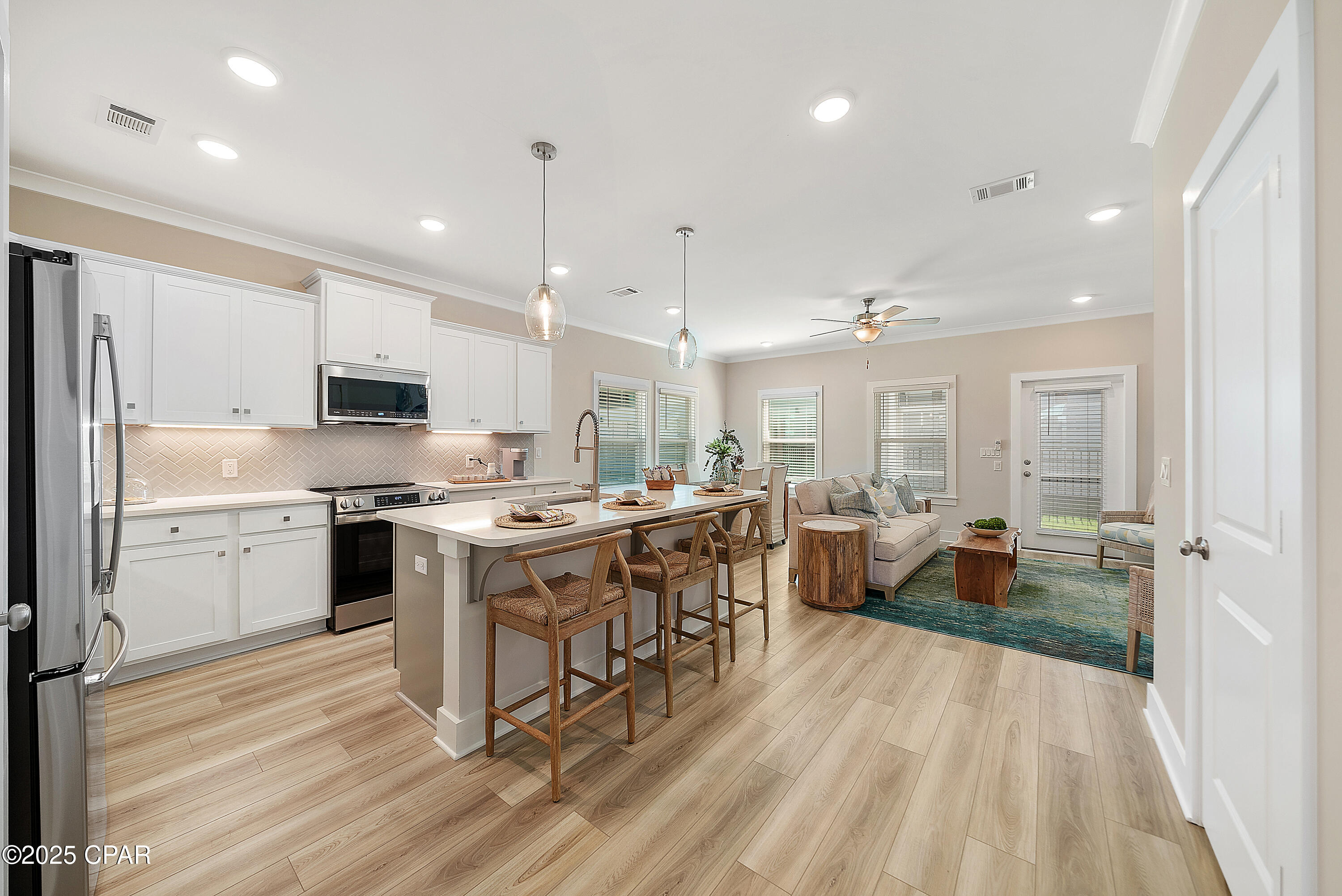 Colonial Landing - Residential