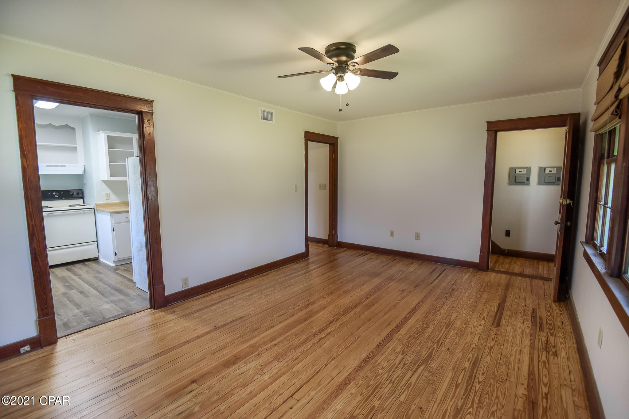 [No Recorded Subdiv] - Residential Lease