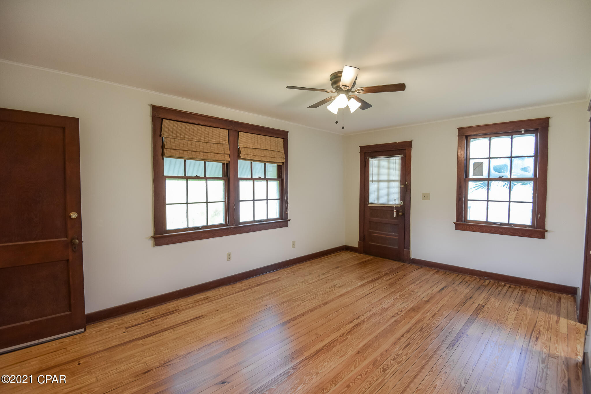 [No Recorded Subdiv] - Residential Lease