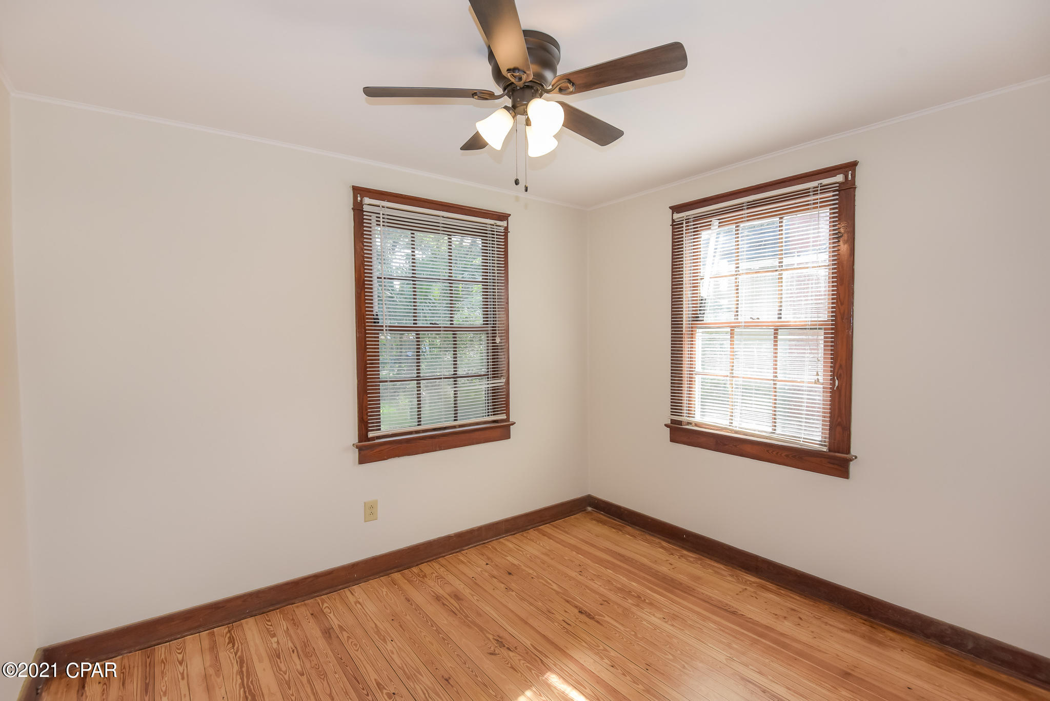 [No Recorded Subdiv] - Residential Lease