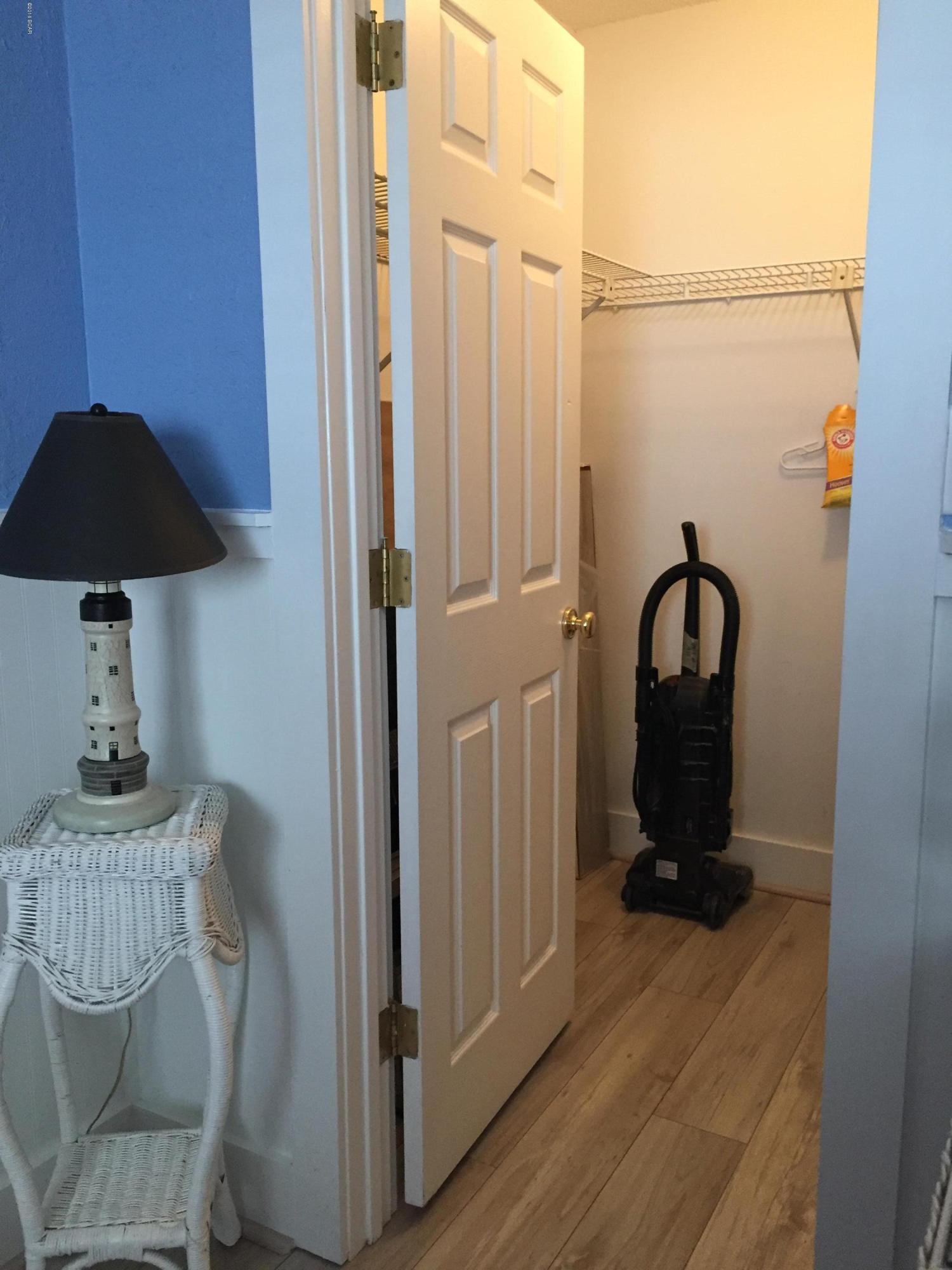 The Commodore - Residential