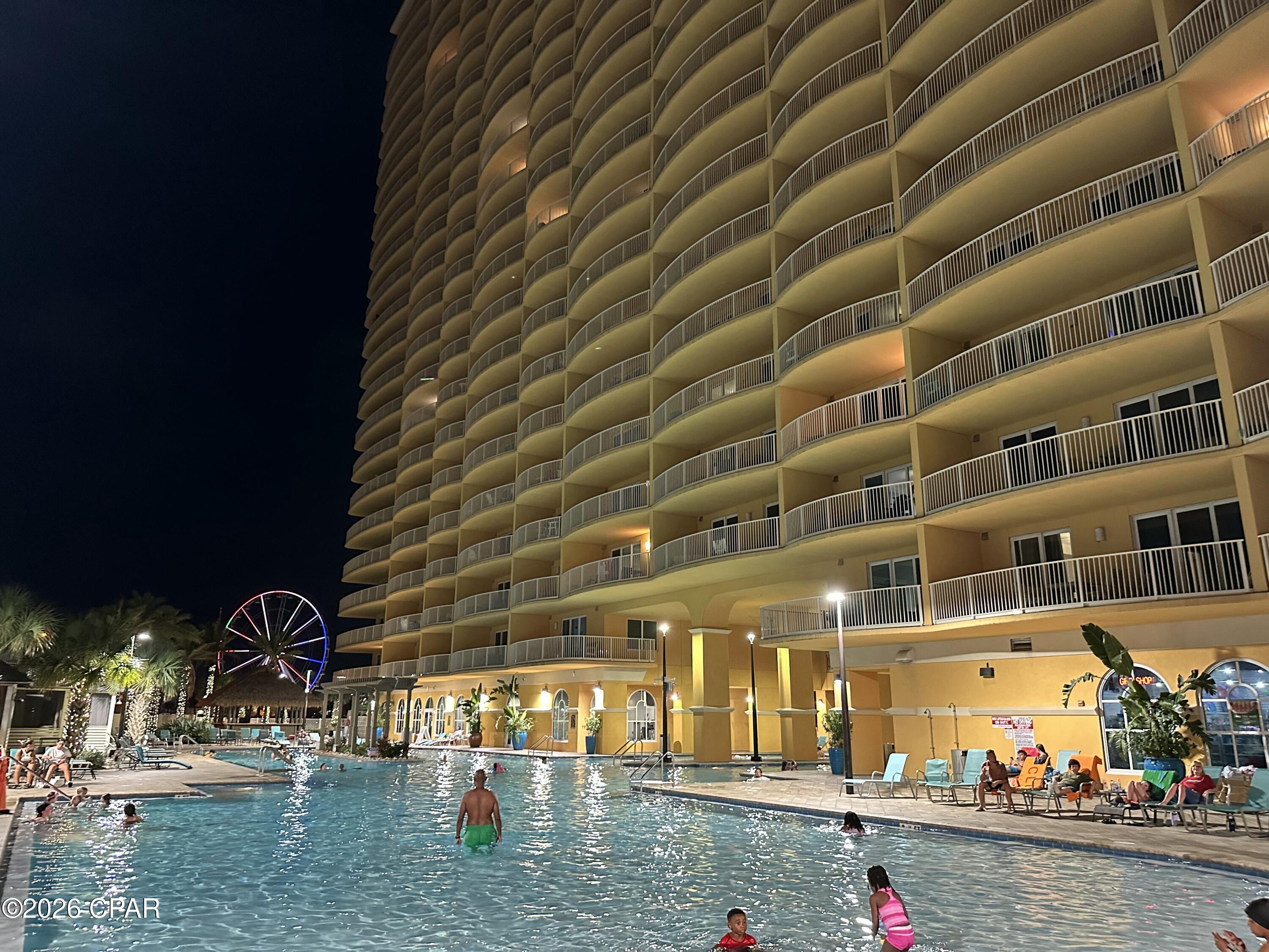 Calypso Towers III - Residential