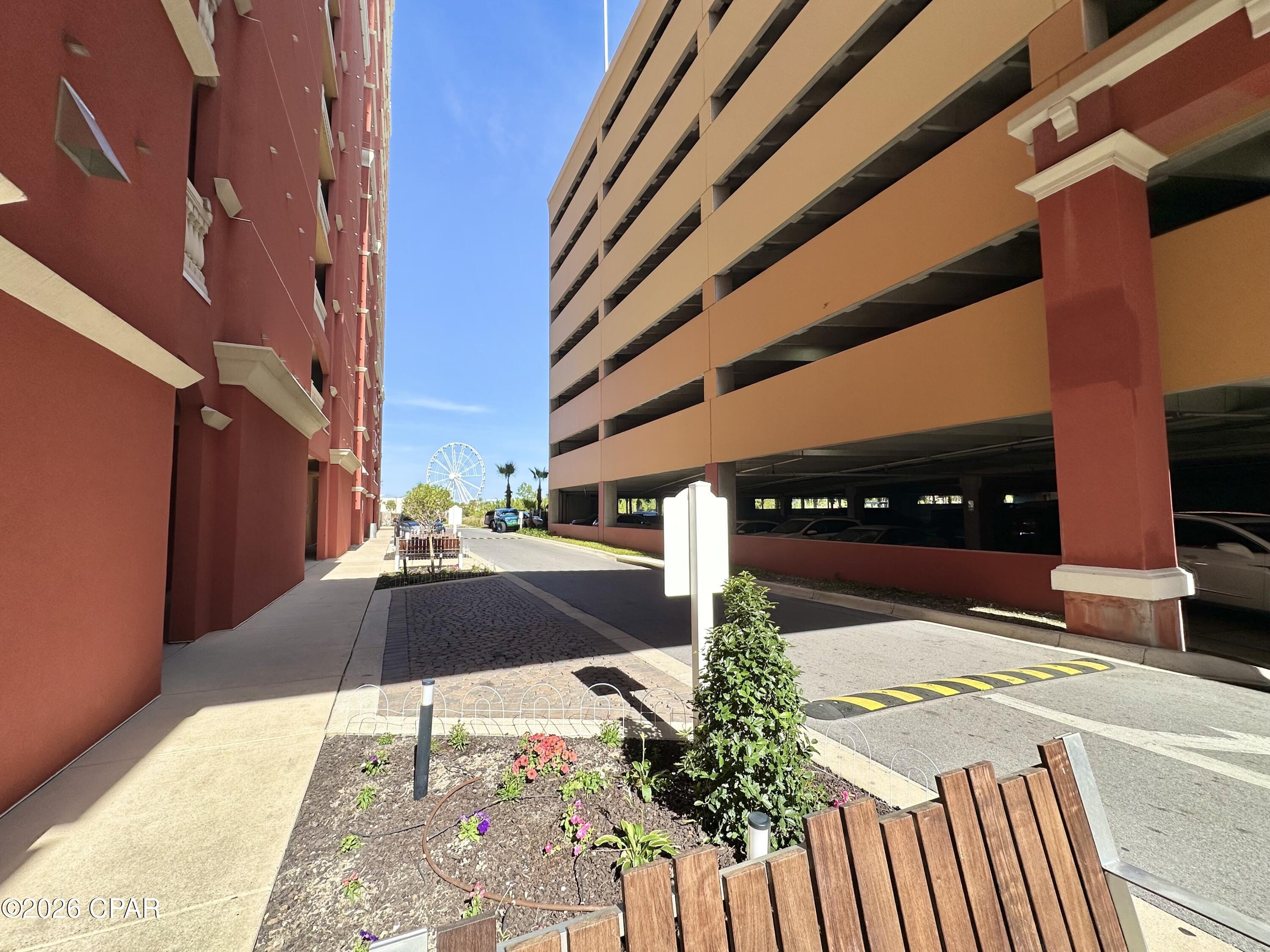 Calypso Towers III - Residential