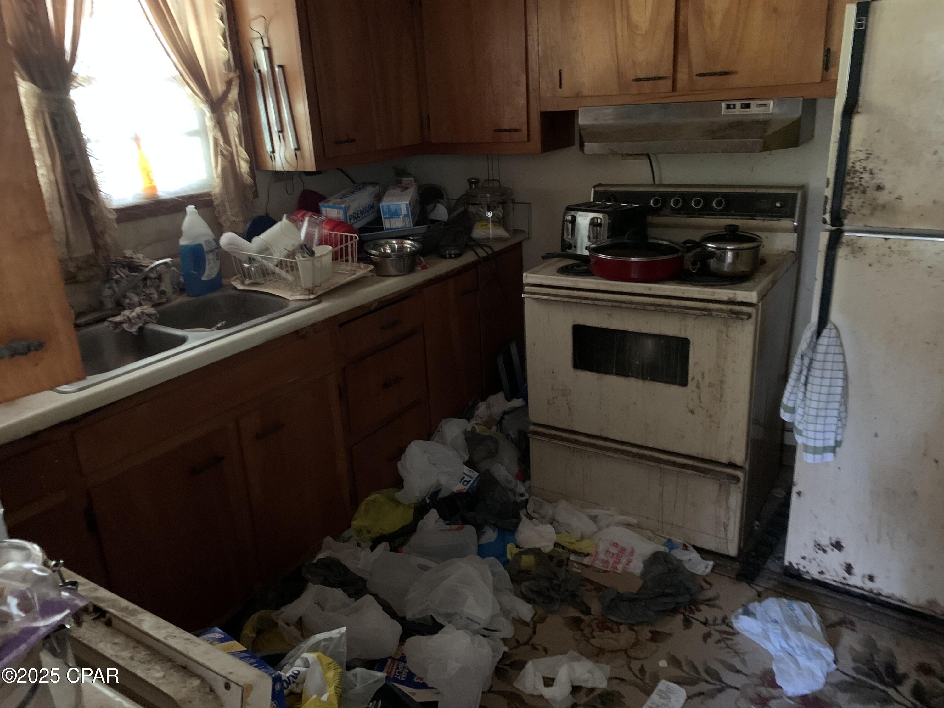 [No Recorded Subdiv] - Residential