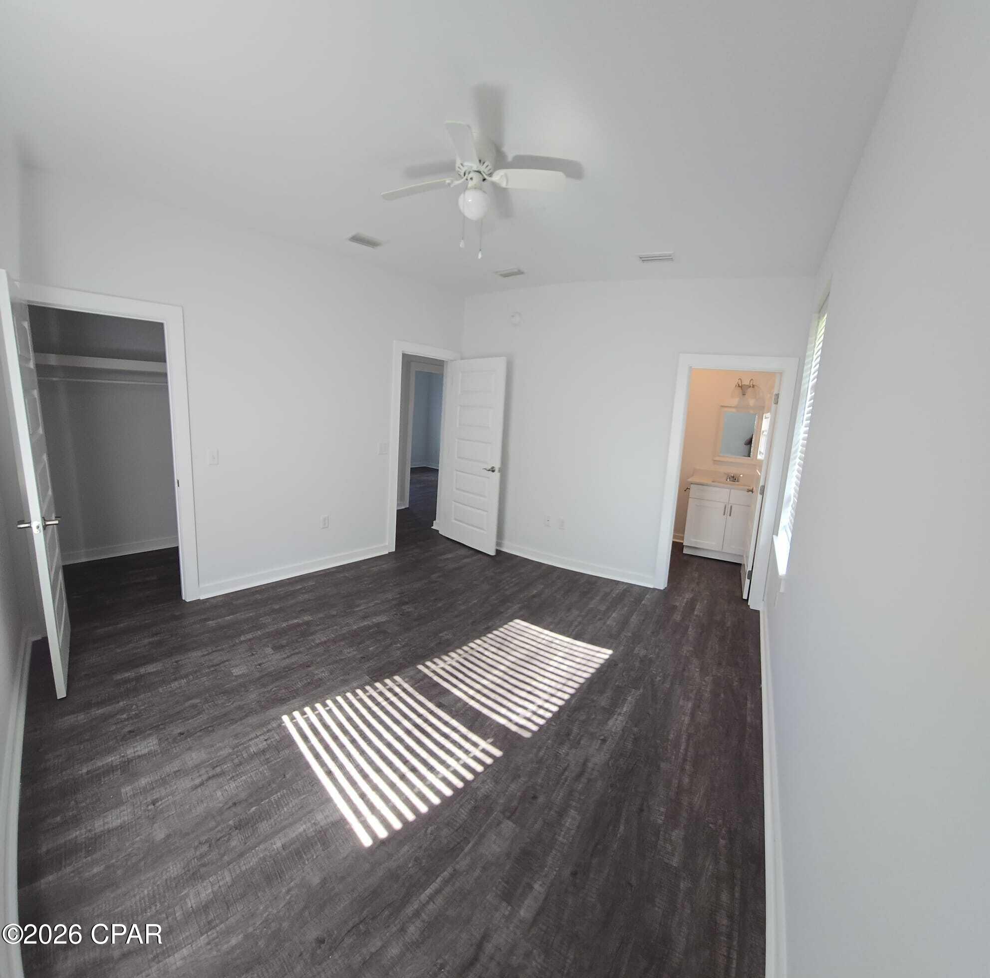 320 N Center Avenue