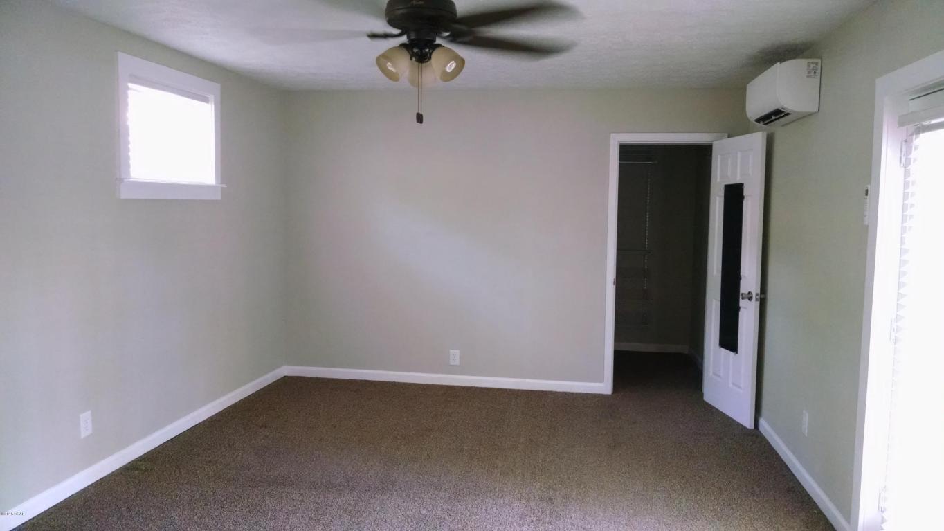 Cove Terrace 3rd (Sudduths 15th) - Residential