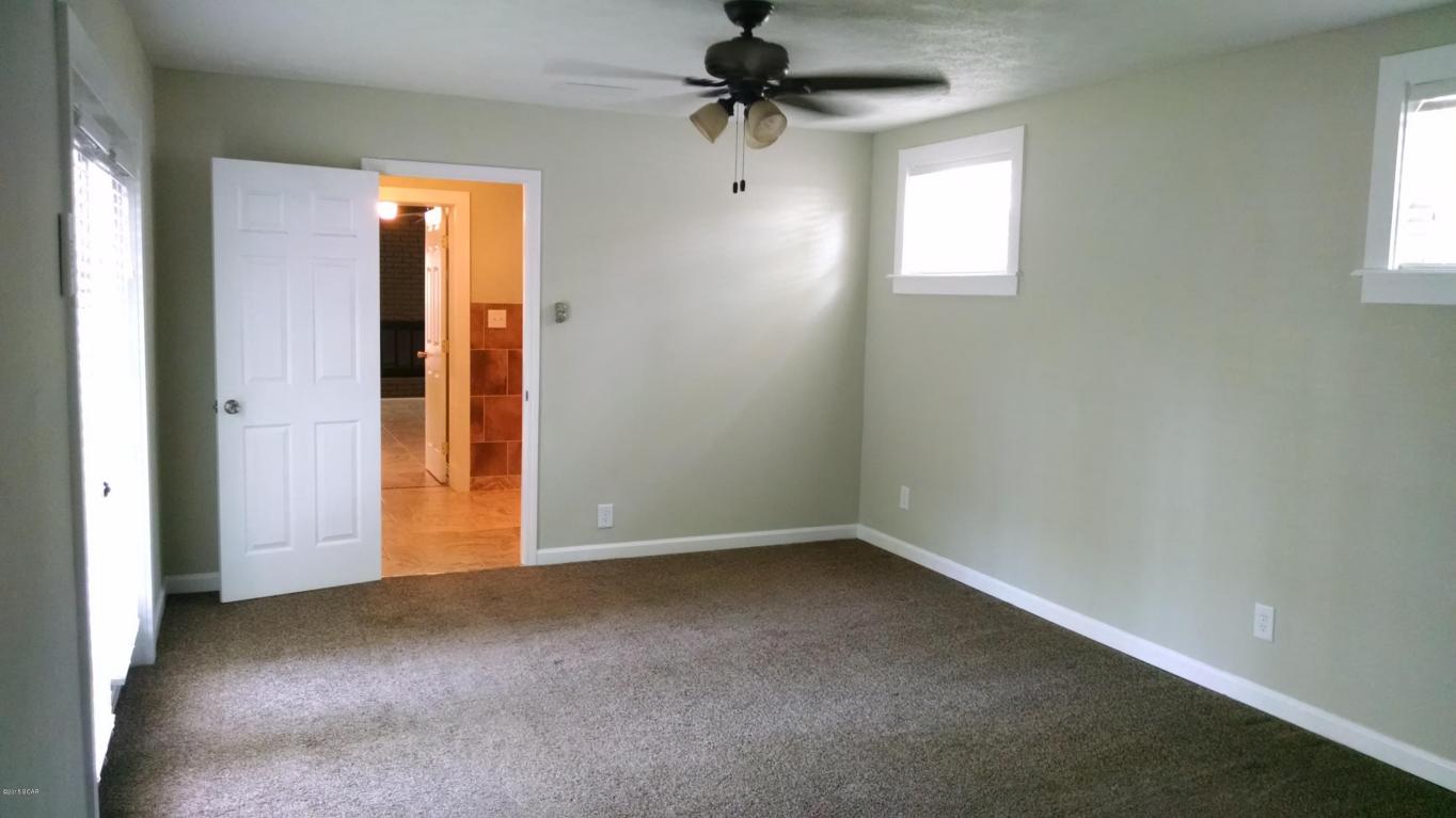 Cove Terrace 3rd (Sudduths 15th) - Residential