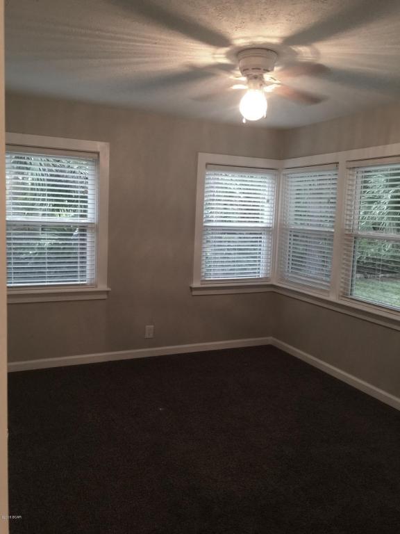 Cove Terrace 3rd (Sudduths 15th) - Residential