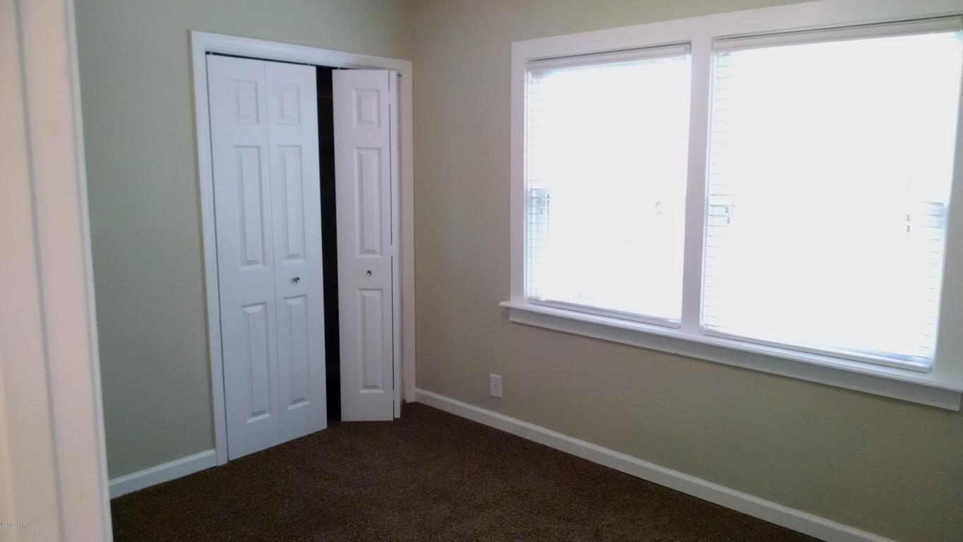 Cove Terrace 3rd (Sudduths 15th) - Residential