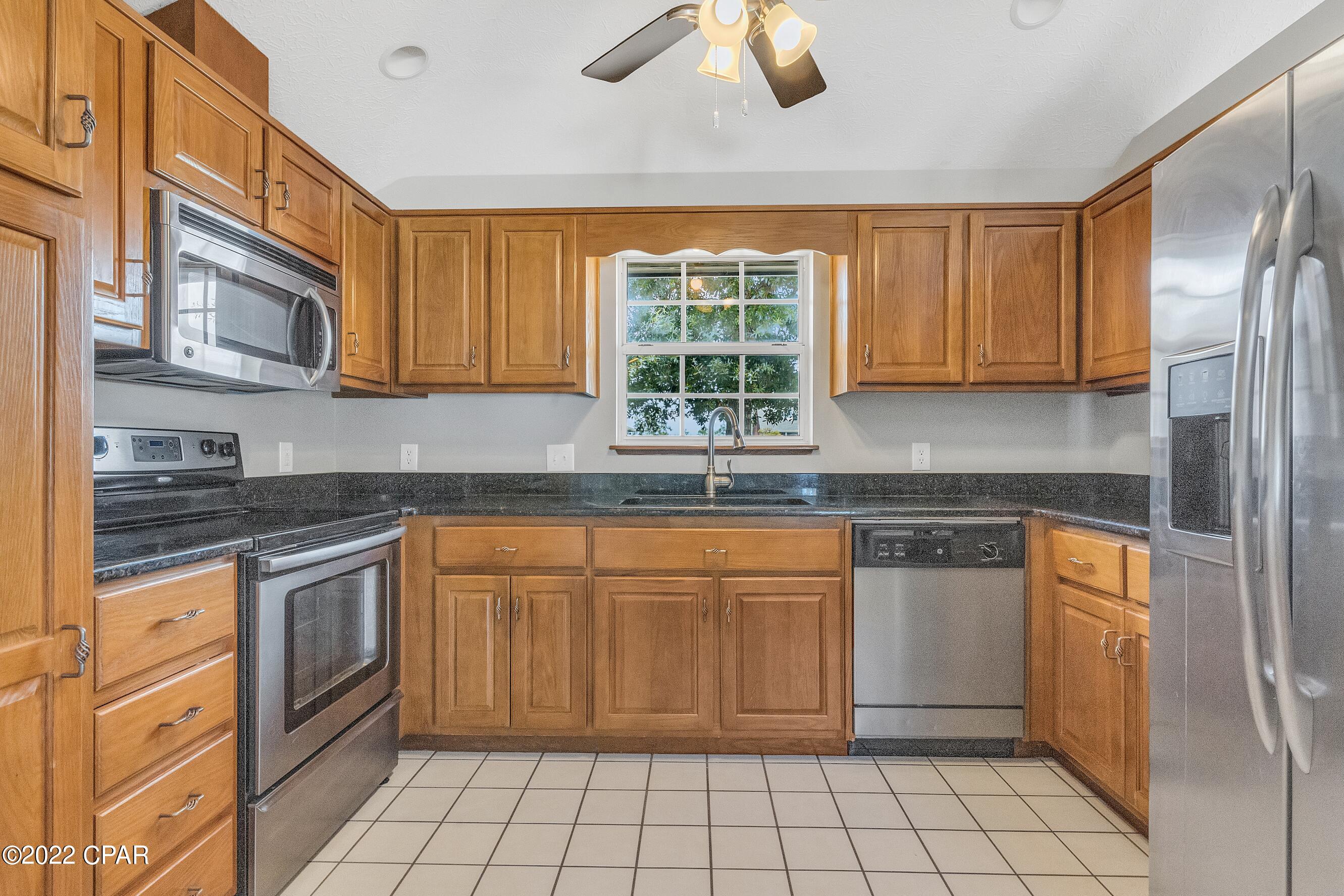 Sandy Creek Air Park - Residential