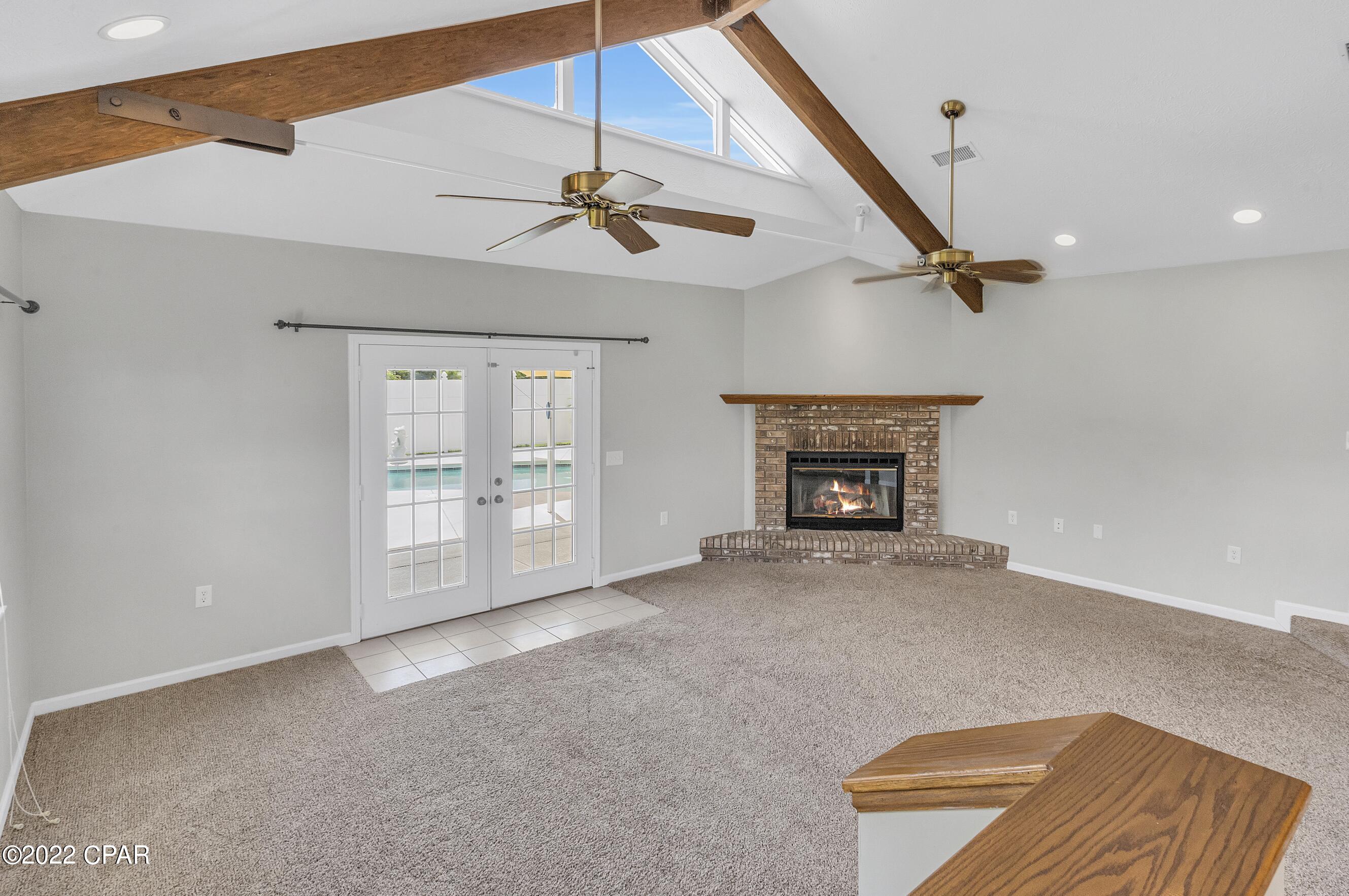 Sandy Creek Air Park - Residential