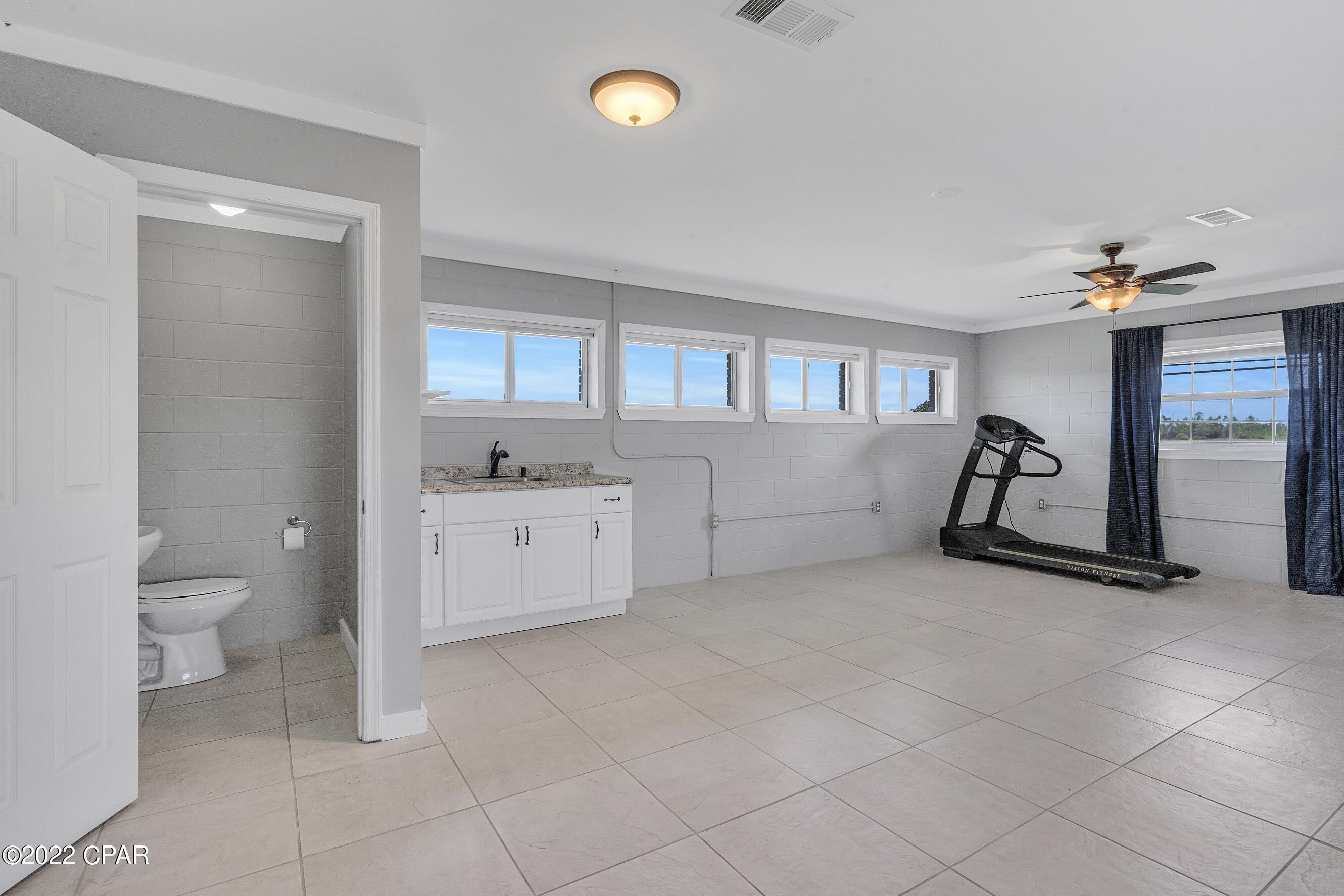 Sandy Creek Air Park - Residential