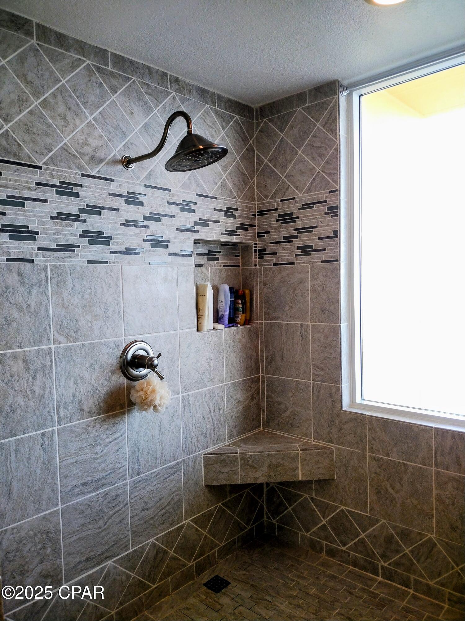 Hibiscus By The Bay - Residential