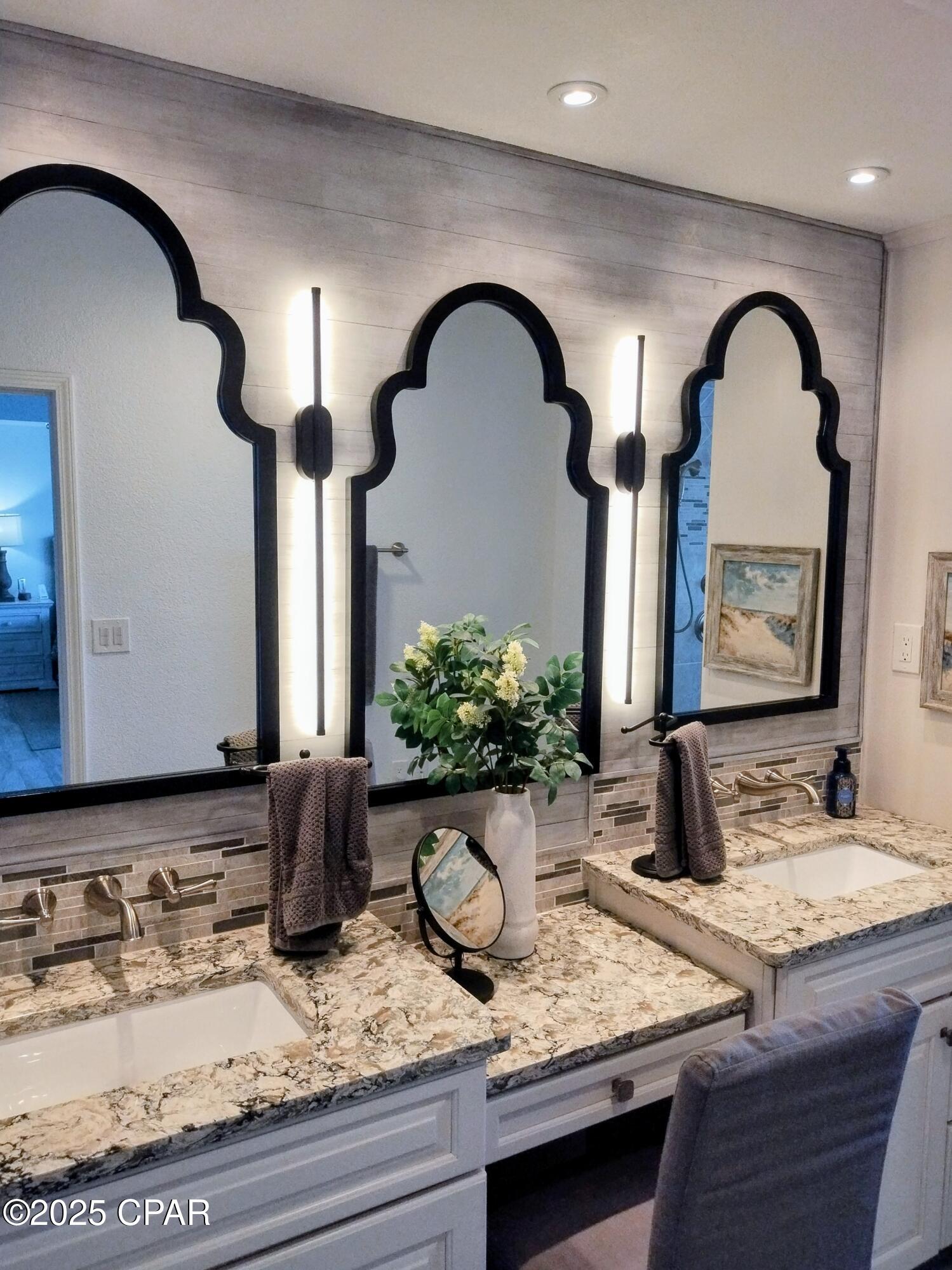 Hibiscus By The Bay - Residential