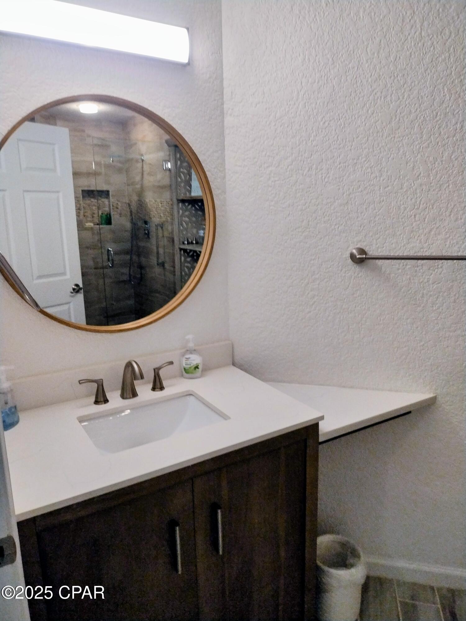 Hibiscus By The Bay - Residential