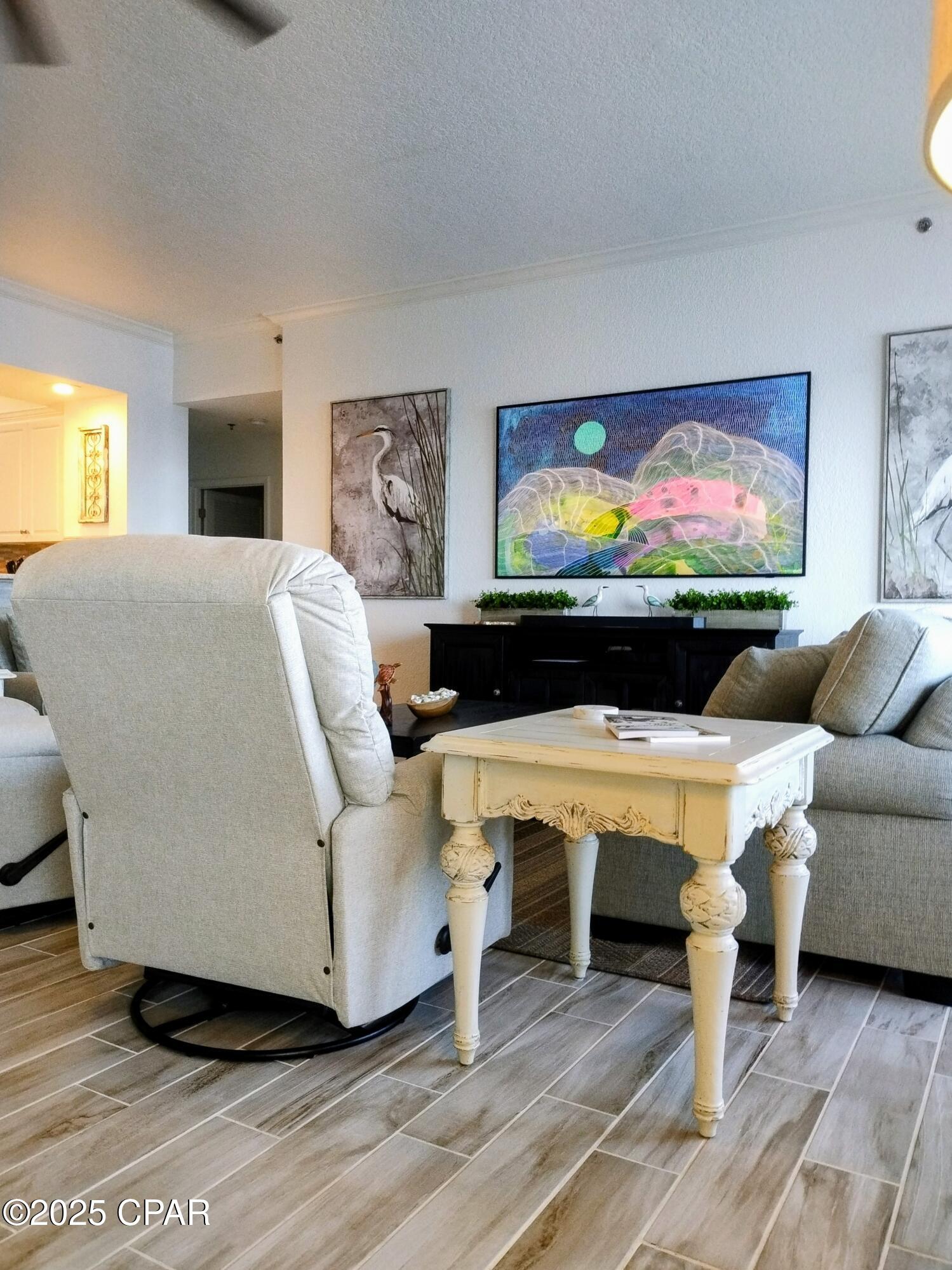 Hibiscus By The Bay - Residential