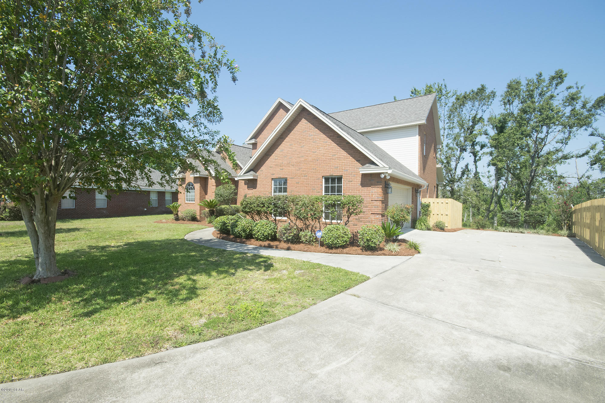 Forest Glenn - Residential