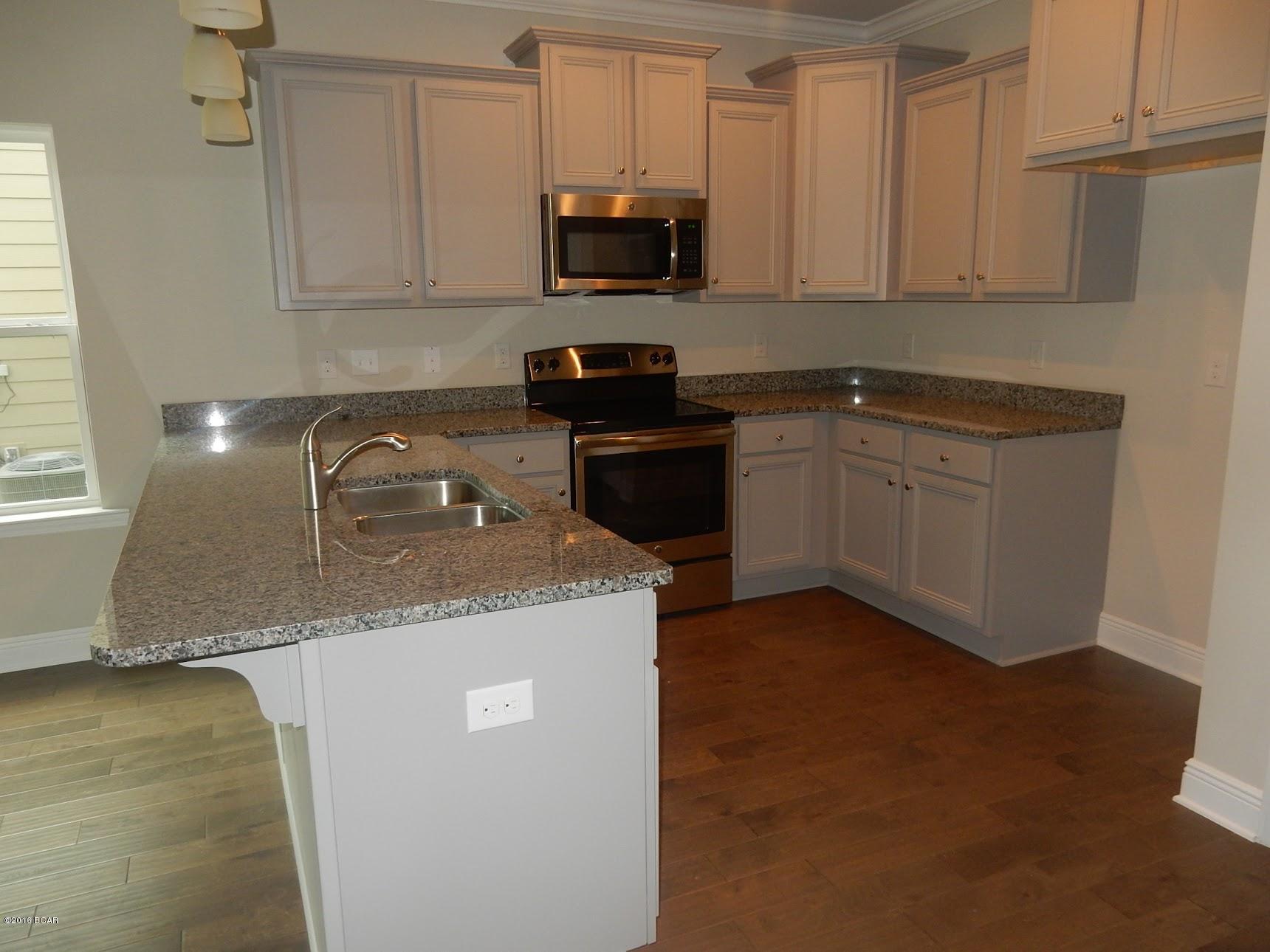 Magnolia Bay Club - Residential