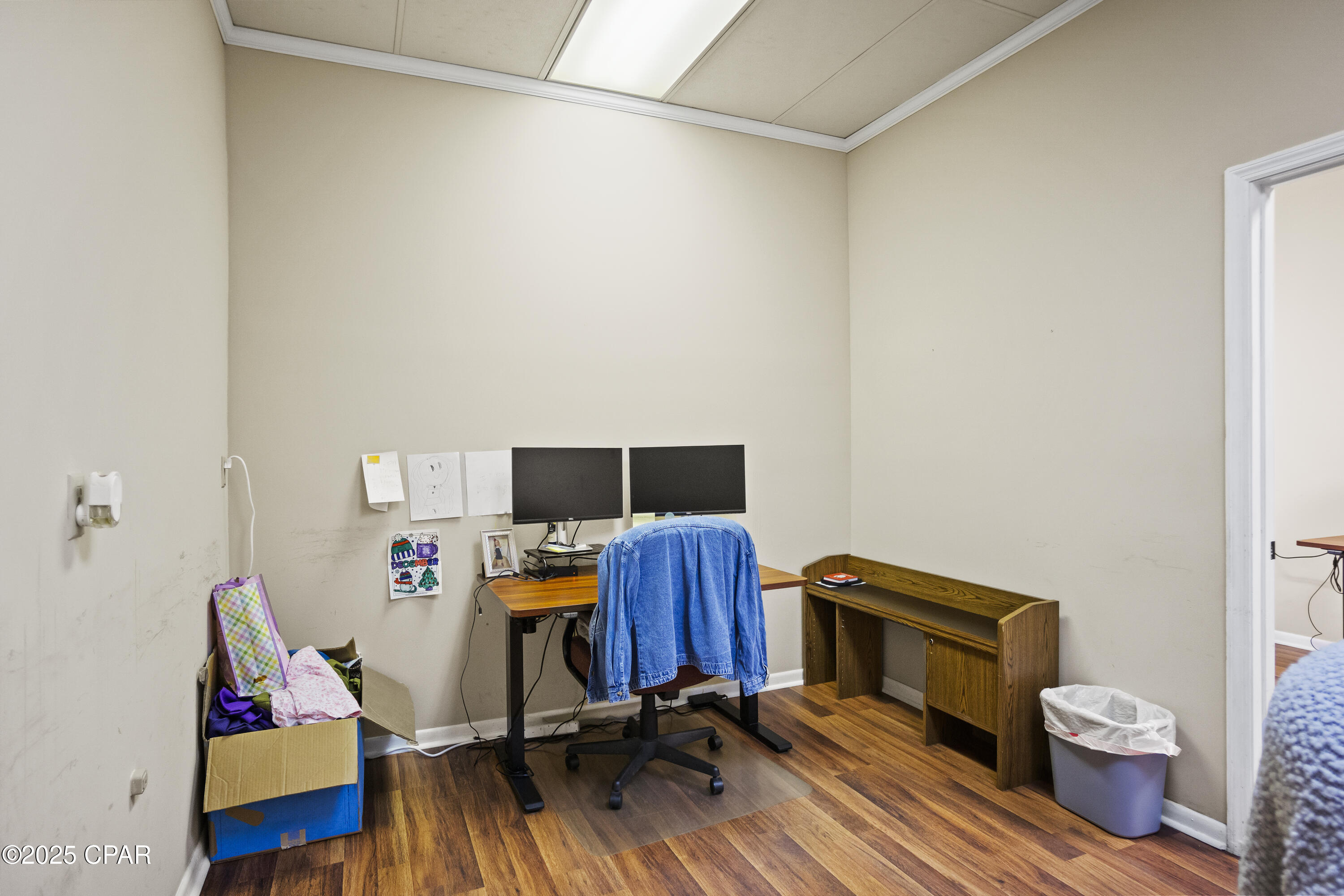 Yons Plat - Commercial Sale