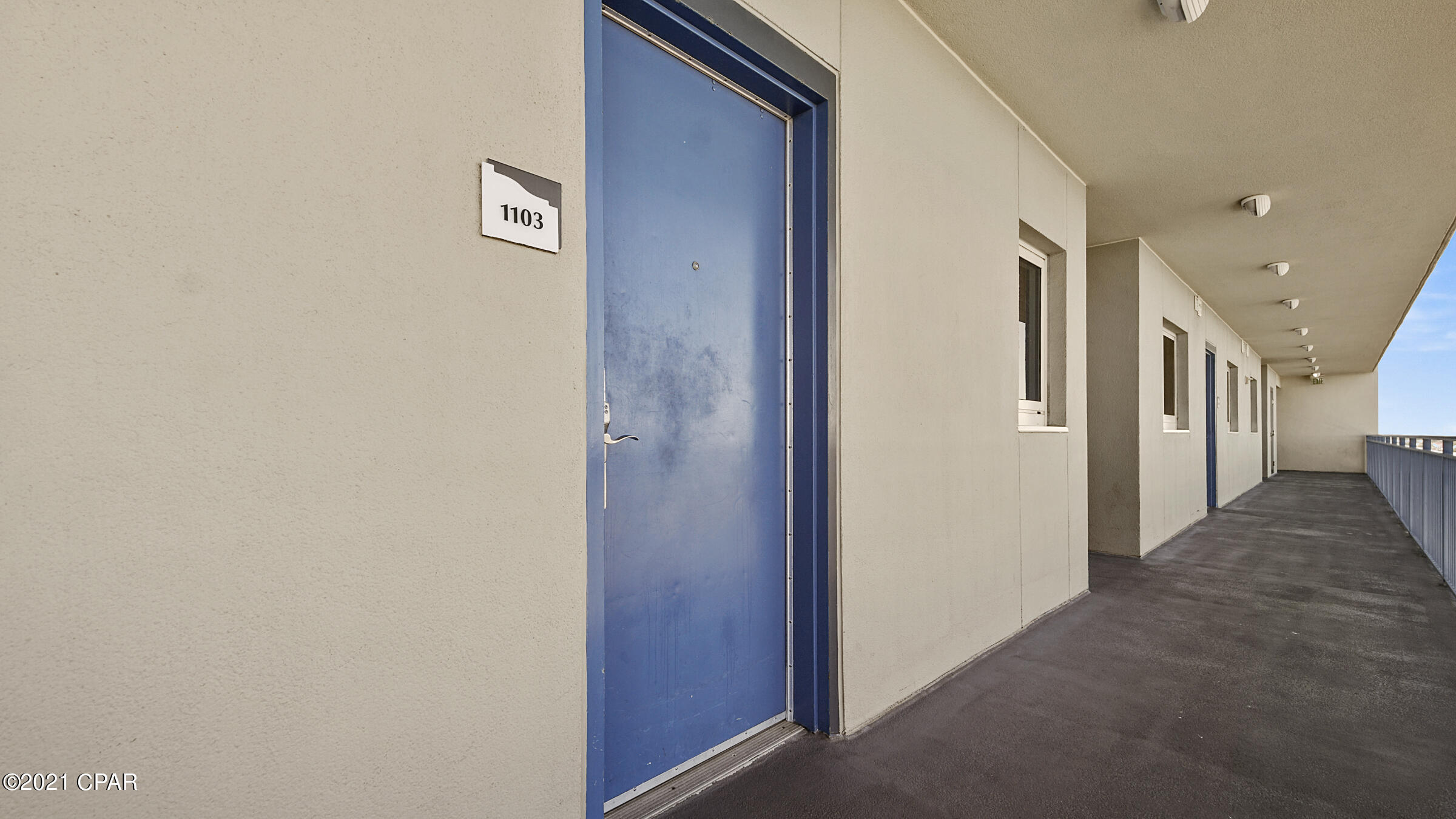 Sterling Breeze - Residential