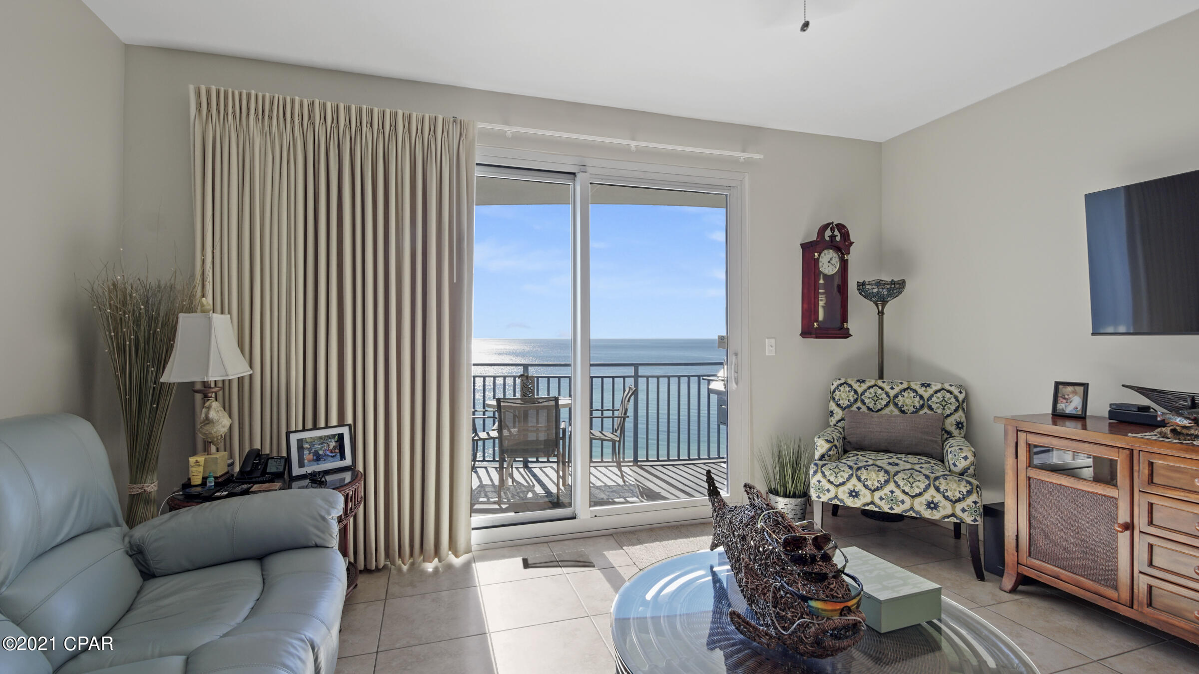 Sterling Breeze - Residential