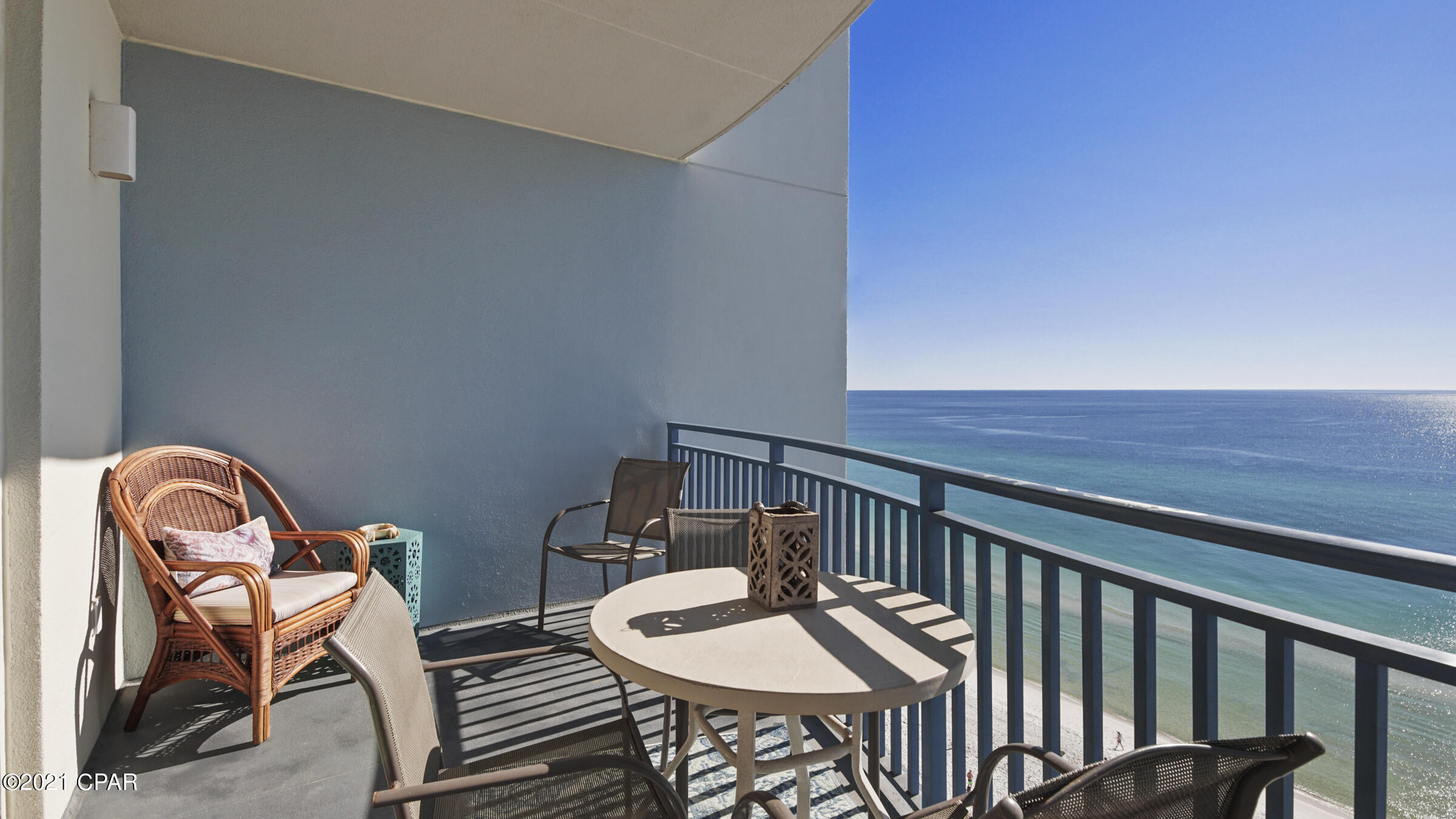 Sterling Breeze - Residential