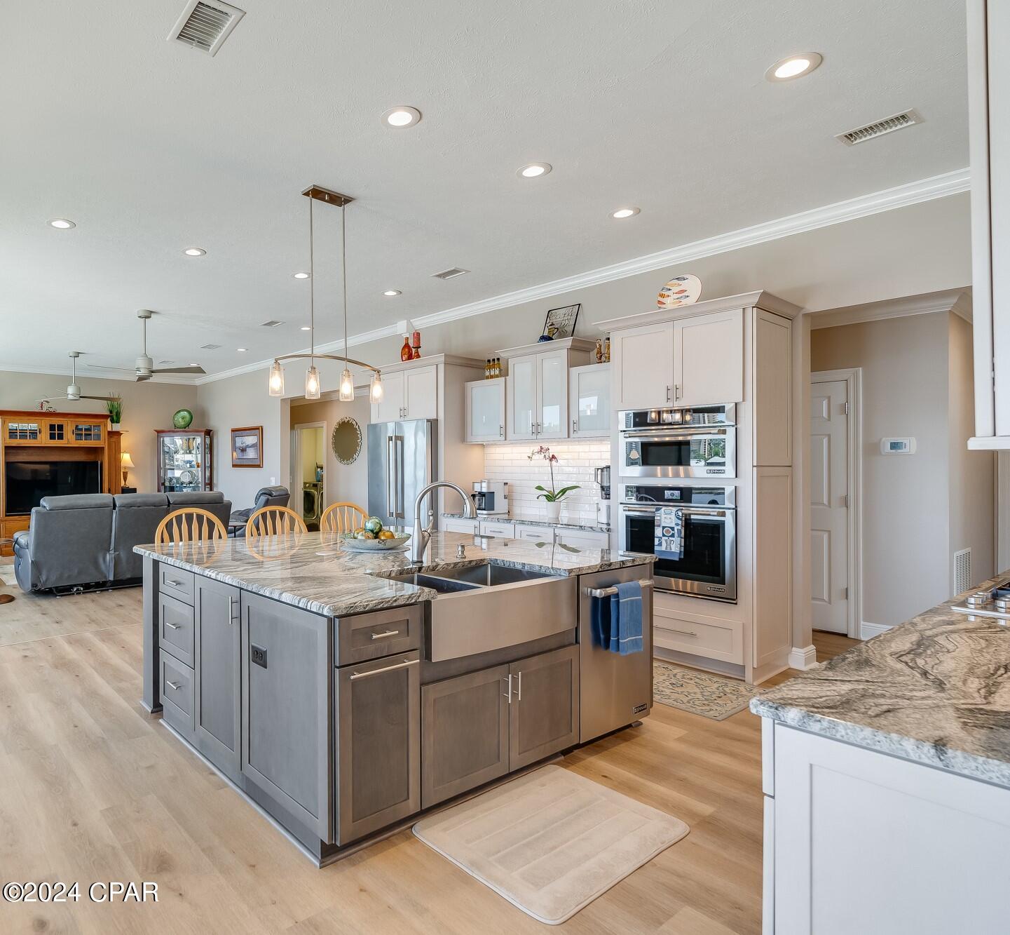 Grand Lagoon Banks - Residential