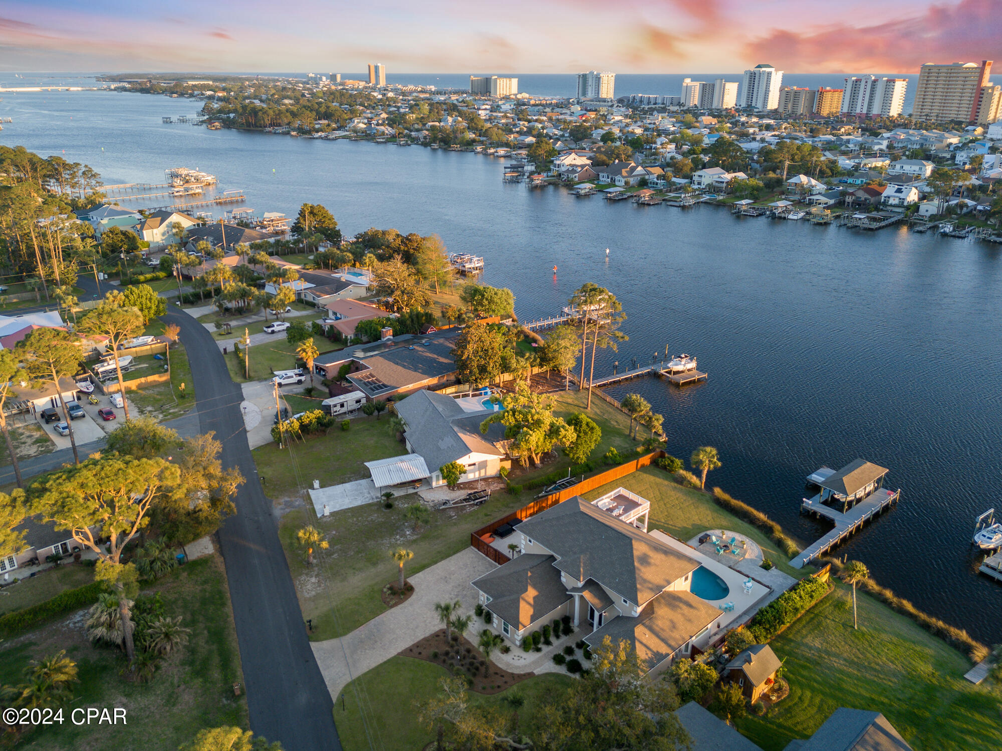 Grand Lagoon Banks - Residential