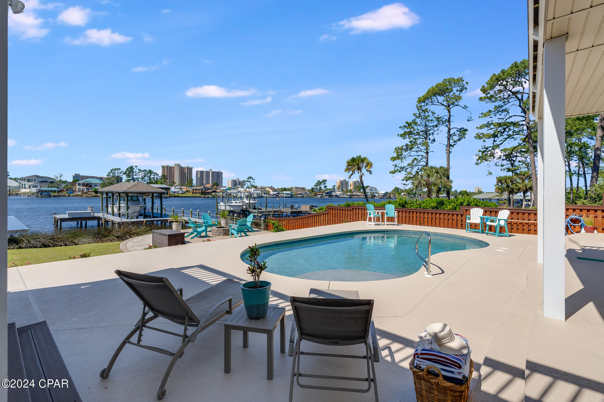 Grand Lagoon Banks - Residential