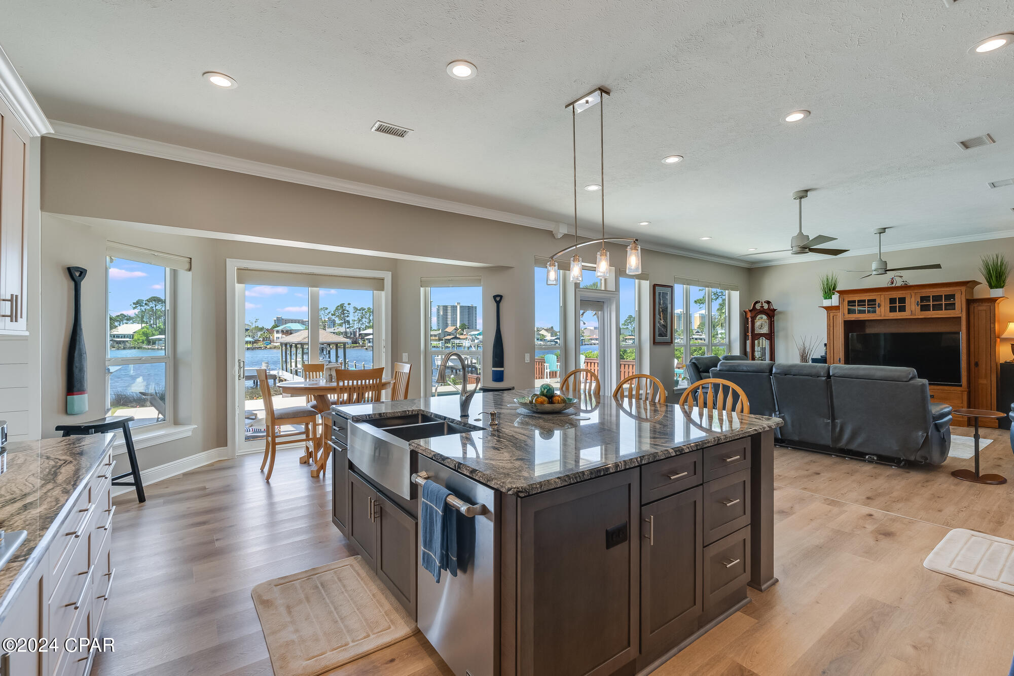 Grand Lagoon Banks - Residential